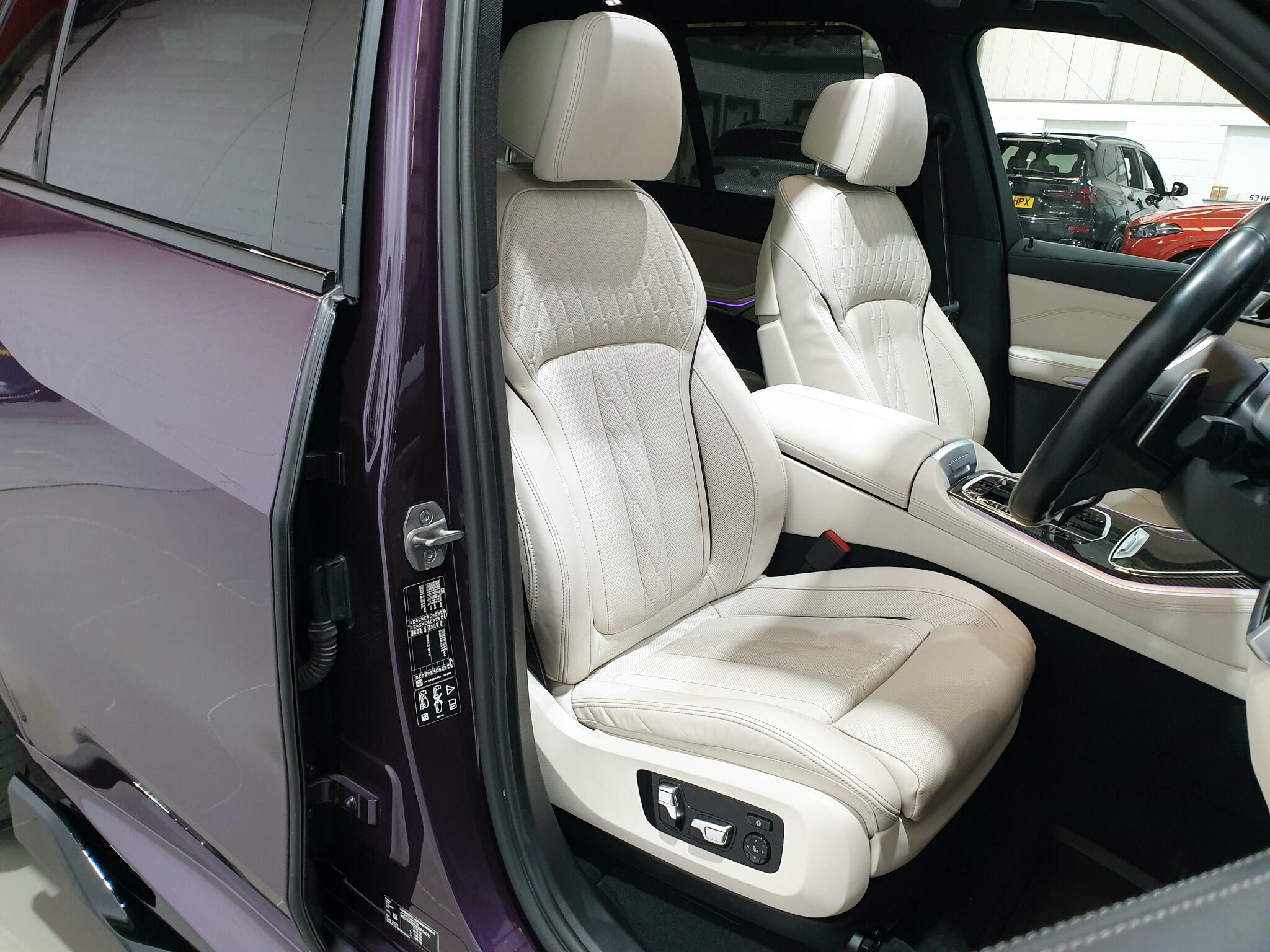BMW X5 view 43