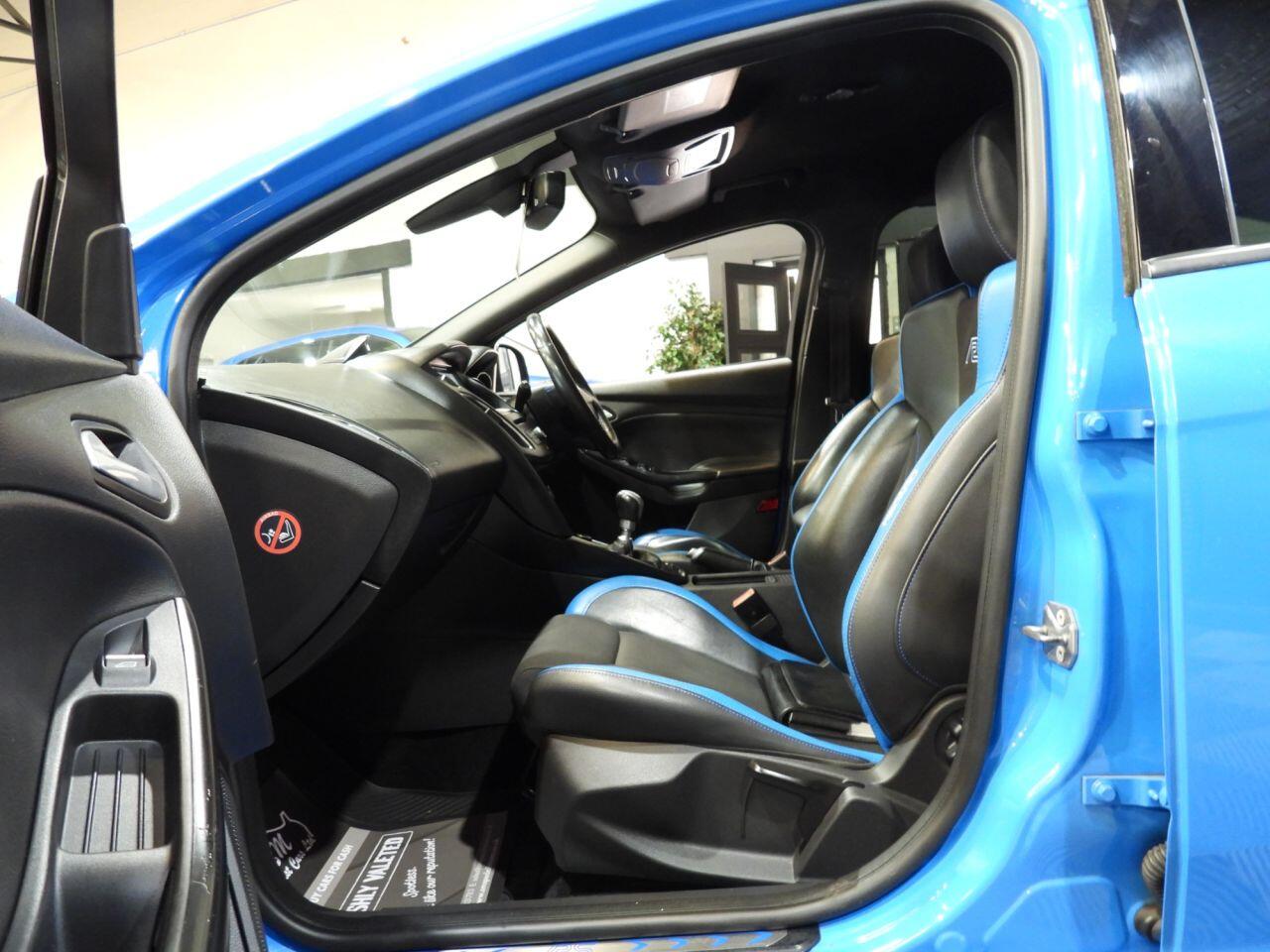 Ford Focus view 20