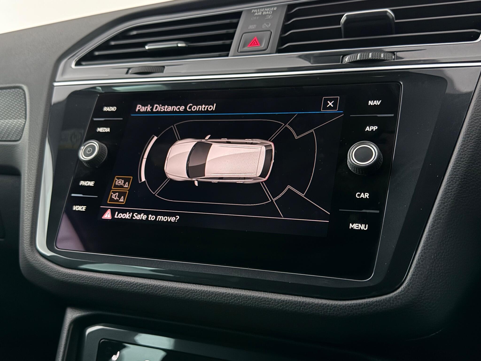 Volkswagen Tiguan view 26
