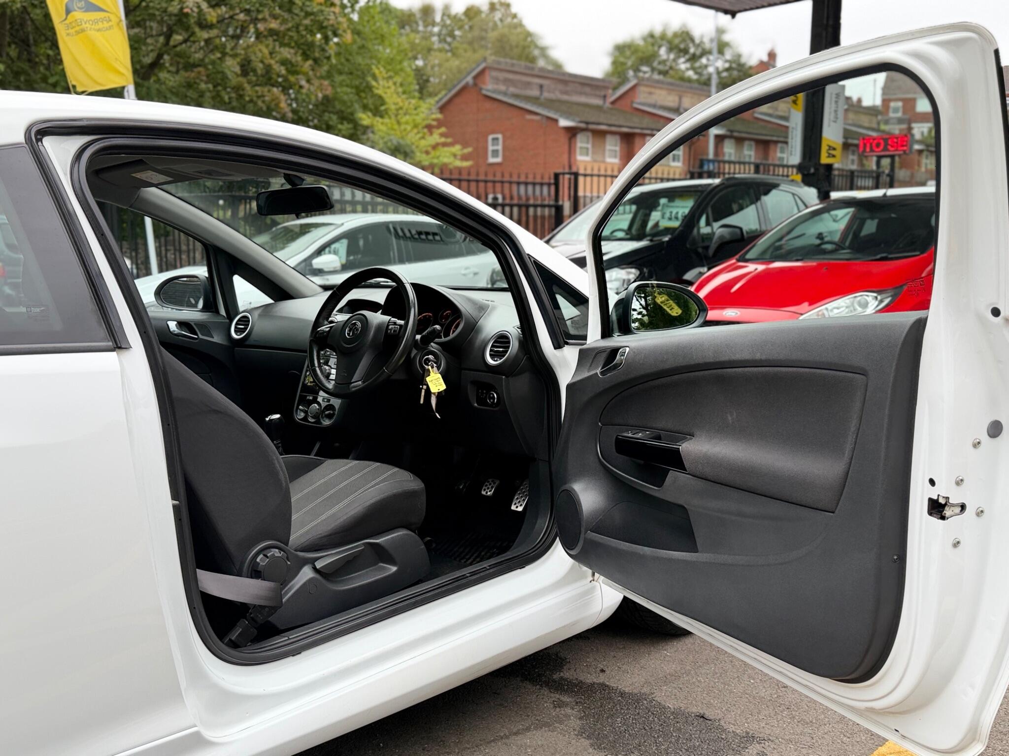 Vauxhall Corsa view 21