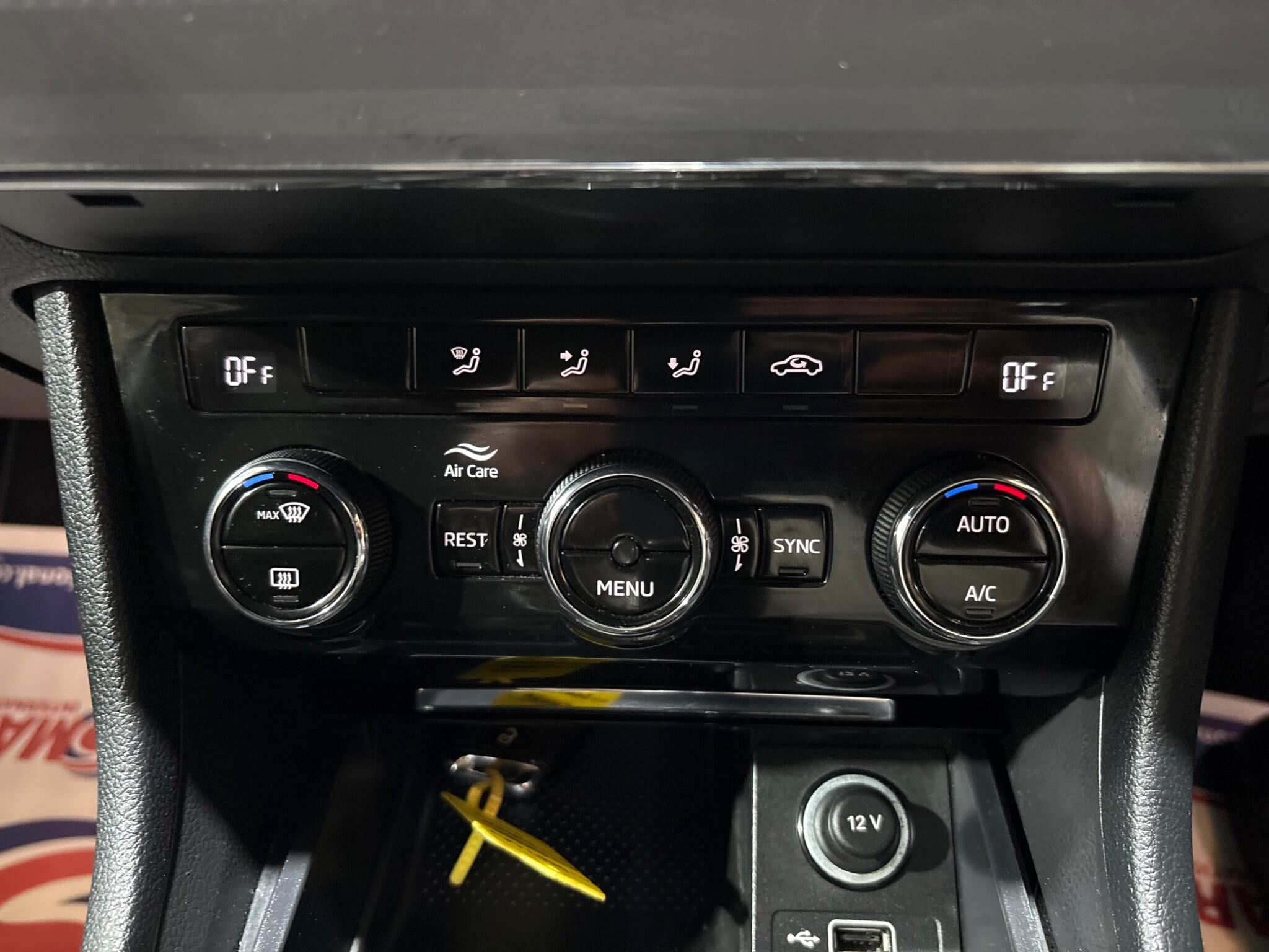 Skoda Superb view 32