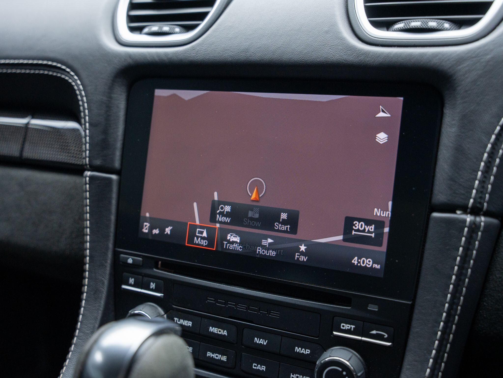 Porsche Cayman view 26
