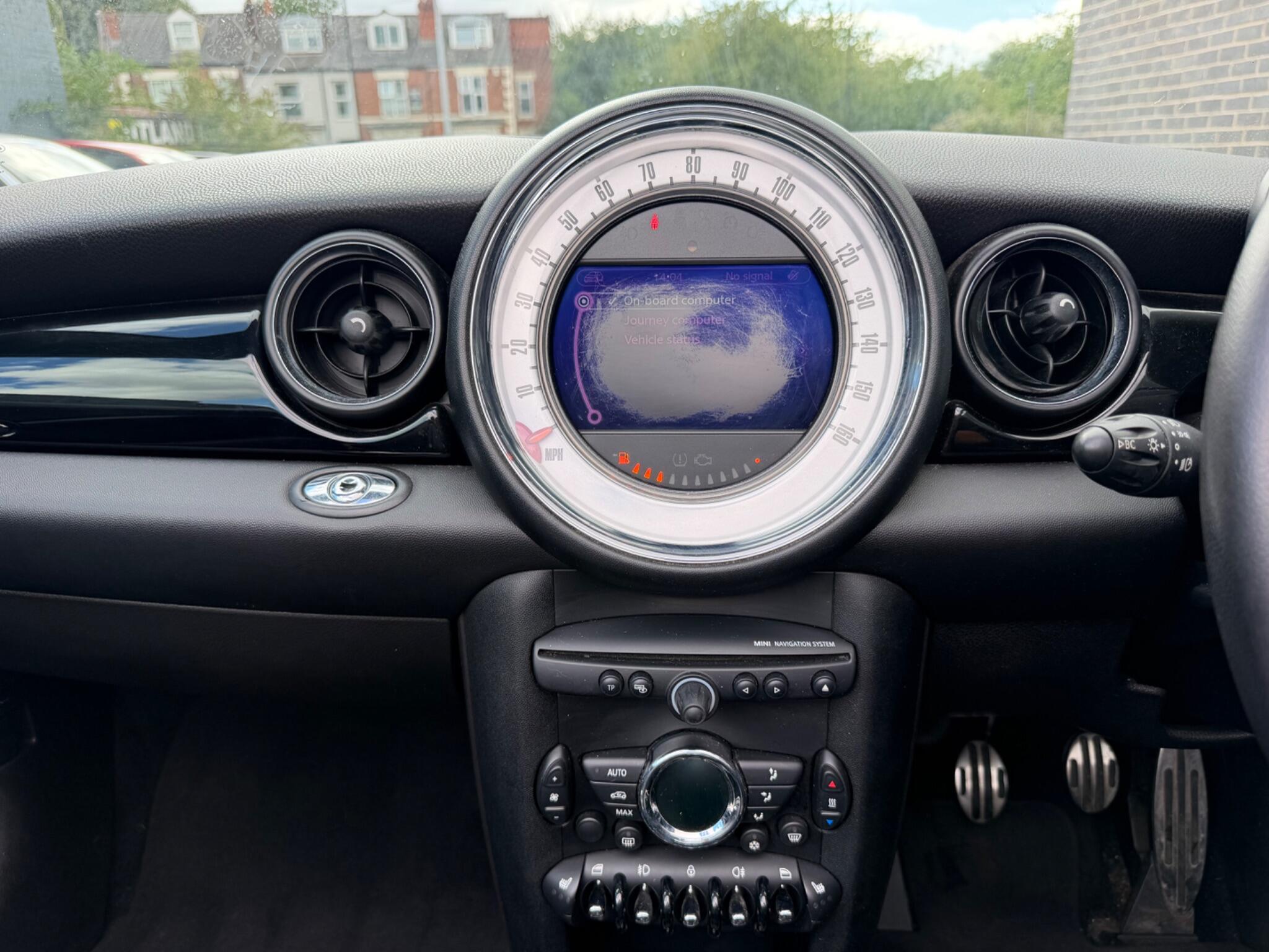 Mini Roadster view 24