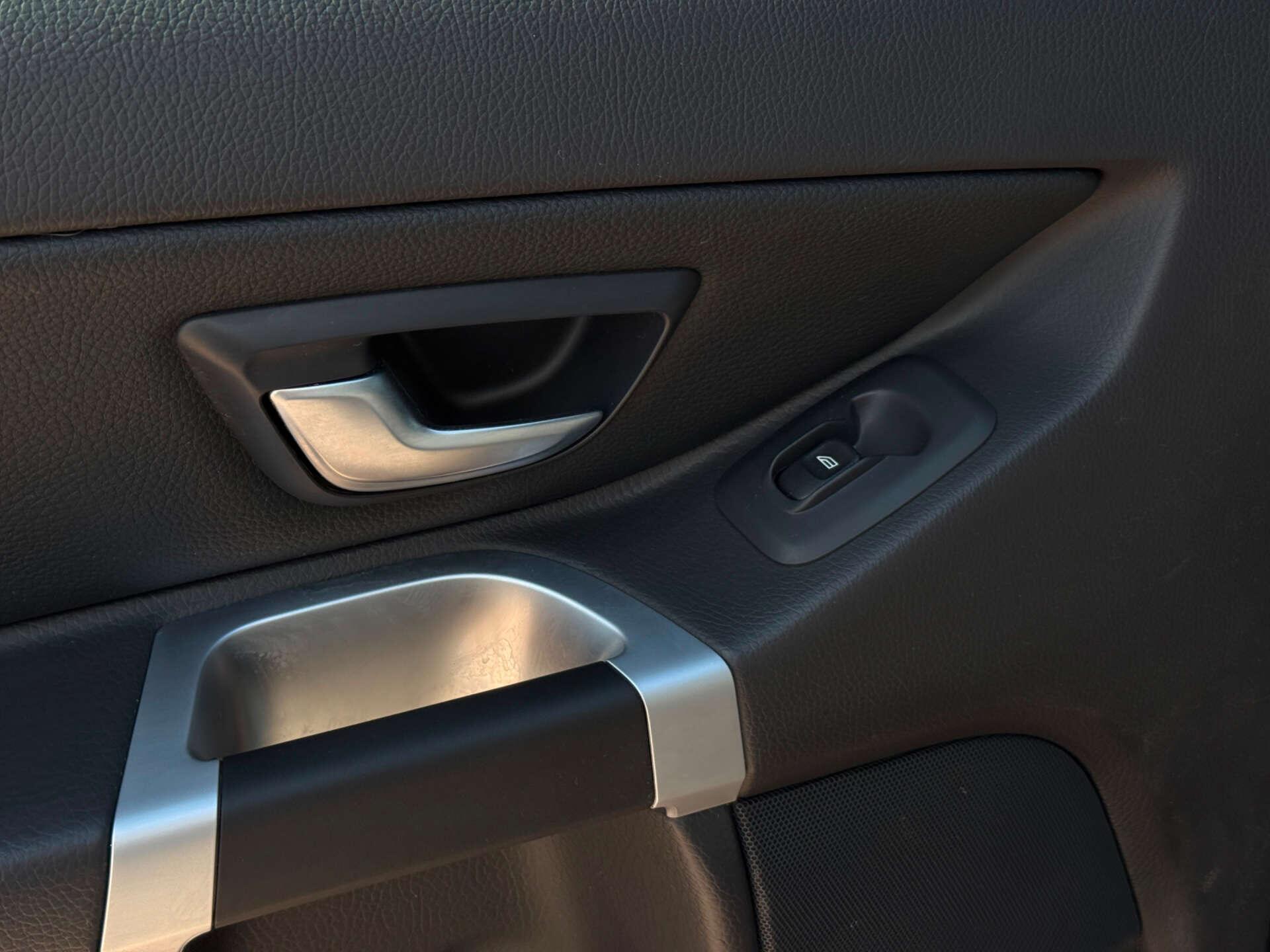 Volvo XC90 view 34