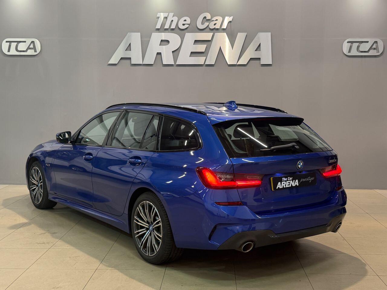 BMW 3 Series view 3
