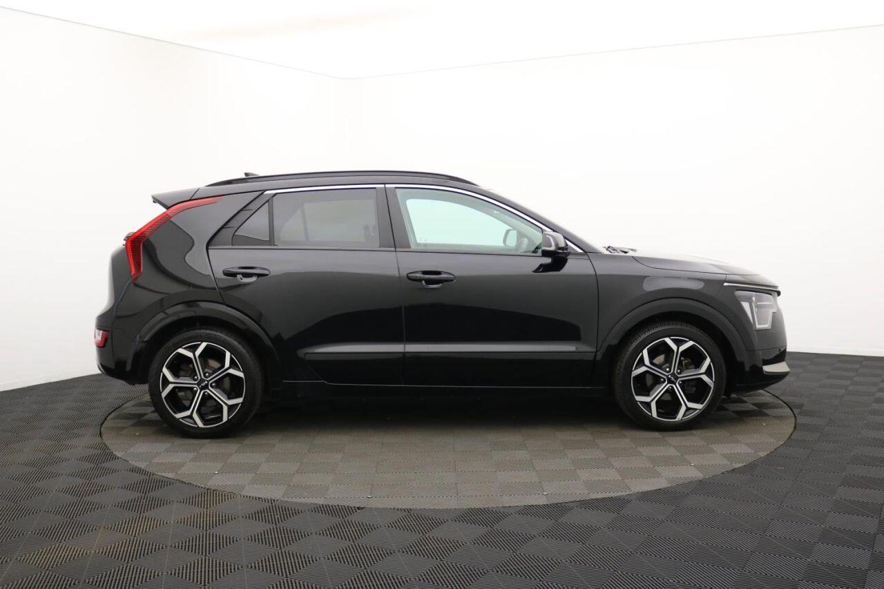 Kia Niro view 2