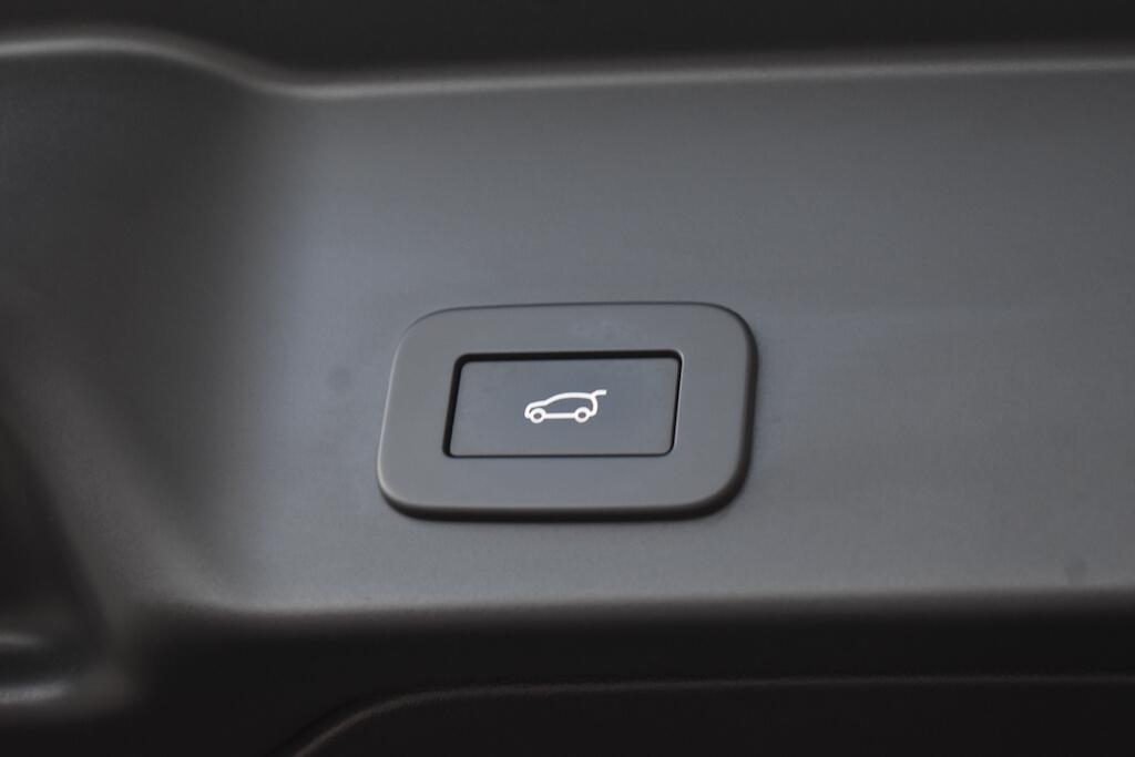 Land Rover Range Rover Evoque view 52