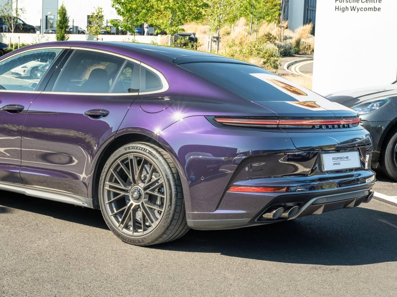 Porsche Panamera view 8