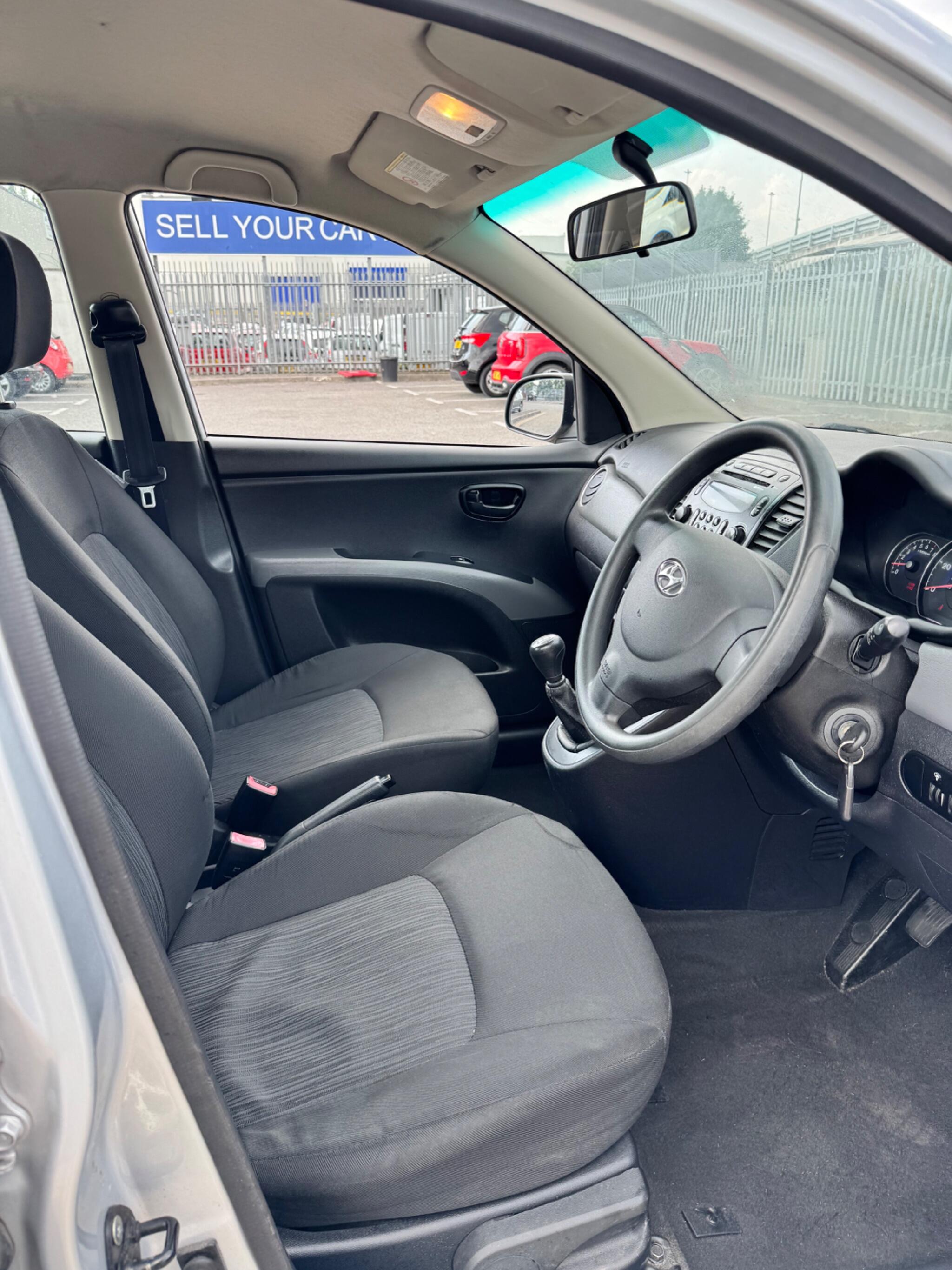 Hyundai I10 view 26