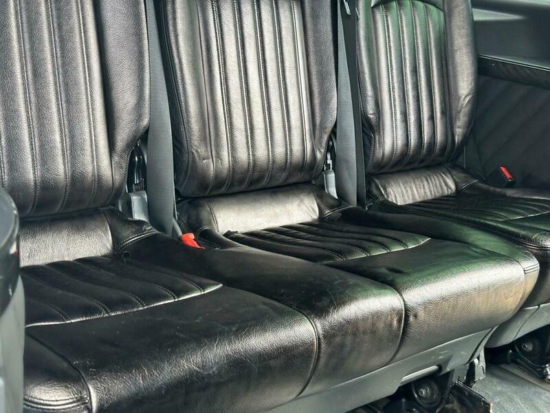 Mercedes-Benz Viano view 32