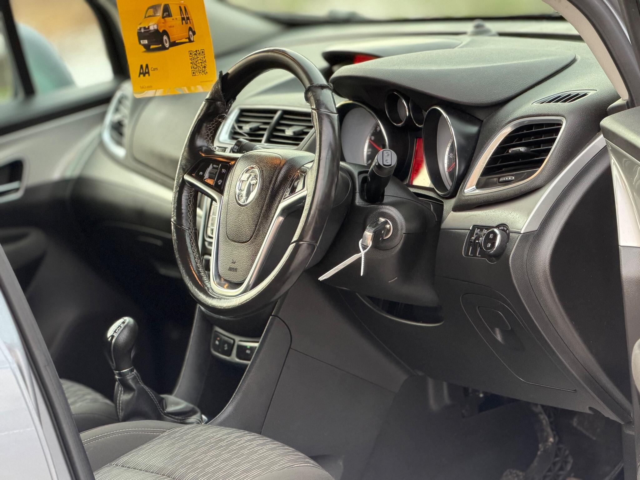 2013 Vauxhall Mokka 1.4T Exclusiv 4WD Euro 5 (s/s) 5dr image 16