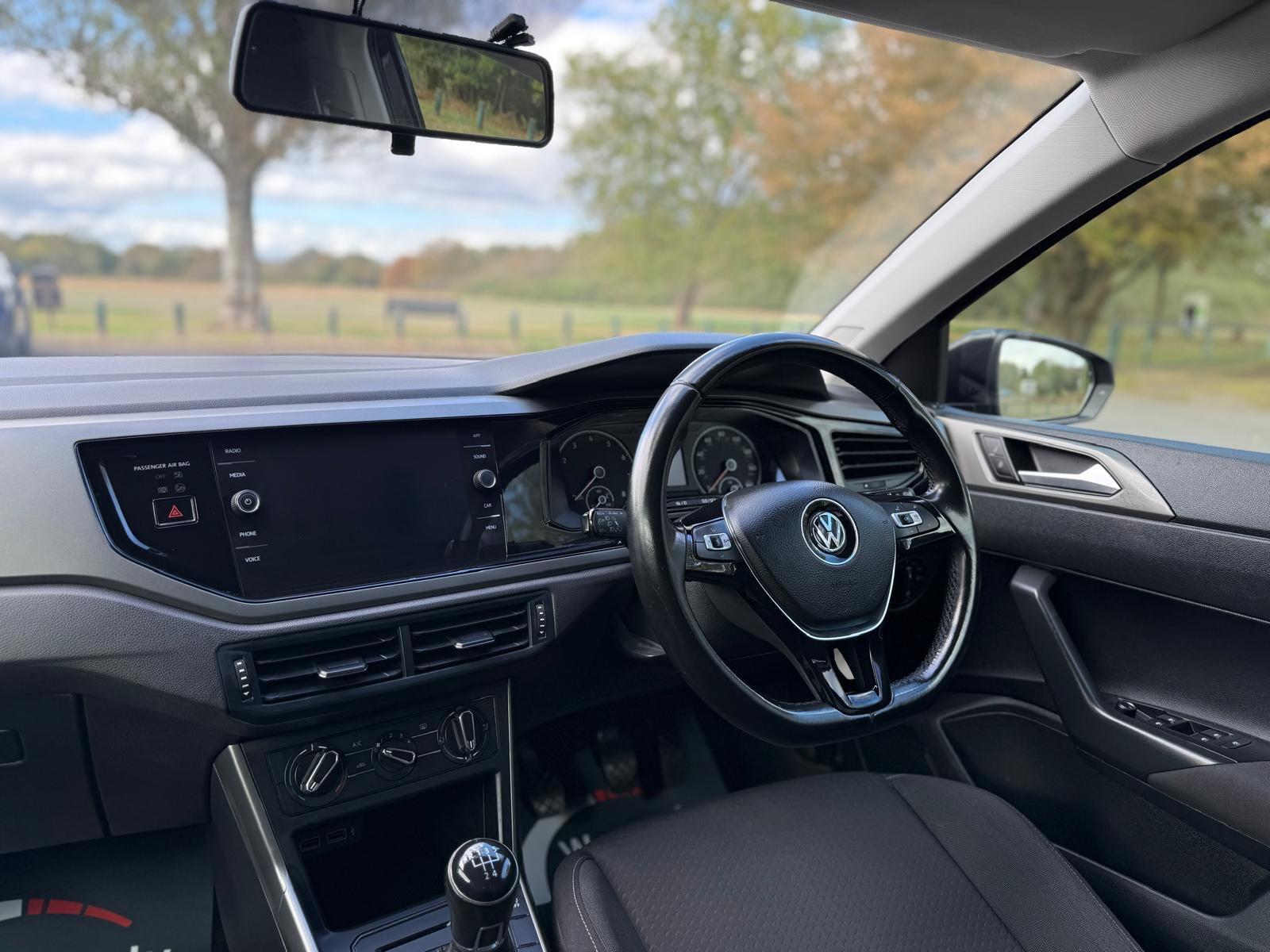 Volkswagen Polo view 23