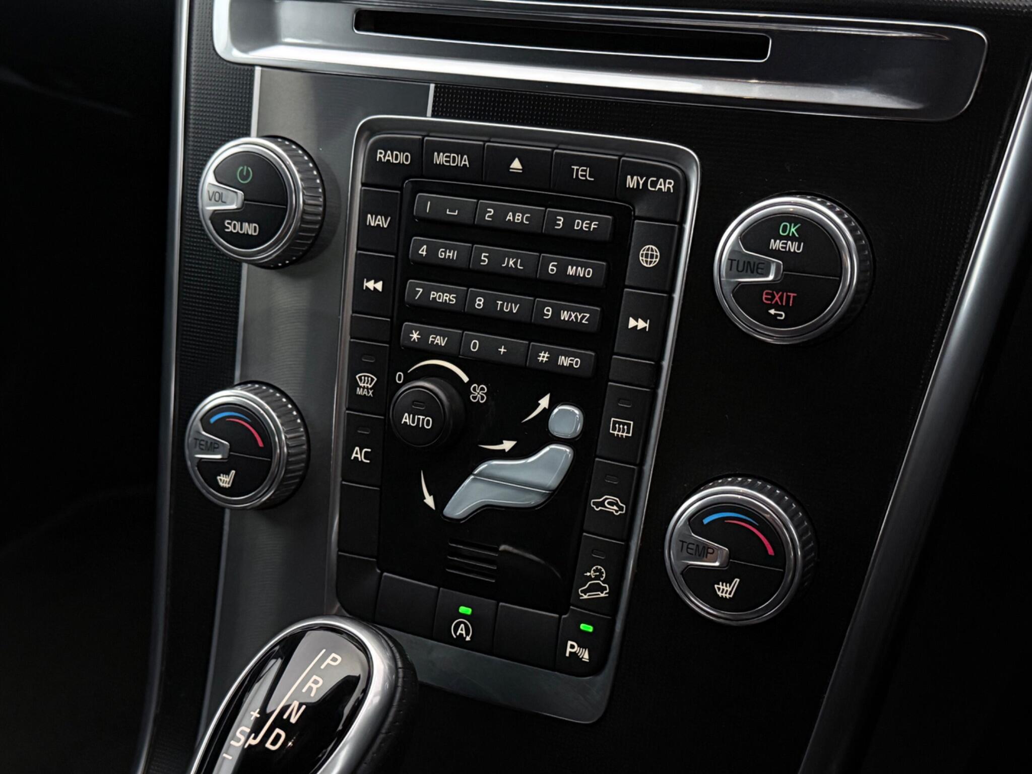 Volvo XC60 view 22