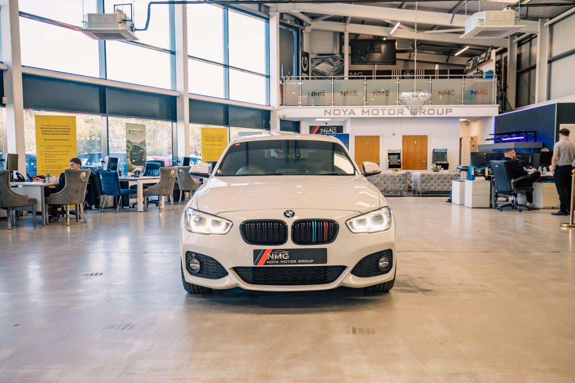 BMW 1 Series view 21