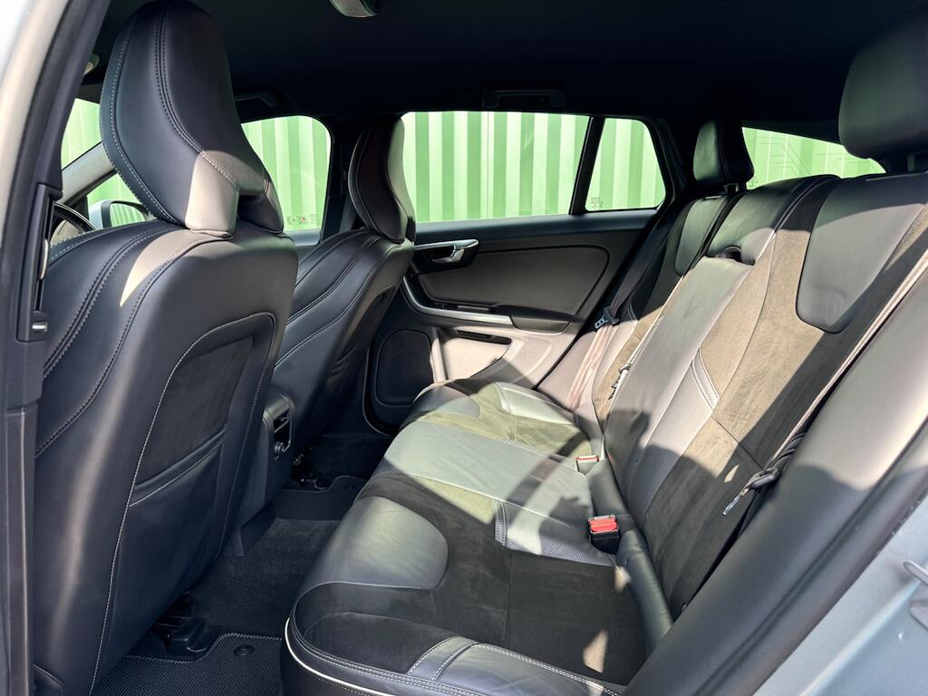 Volvo V60 view 37
