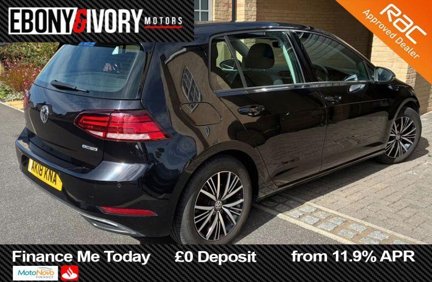 Volkswagen Golf view 2