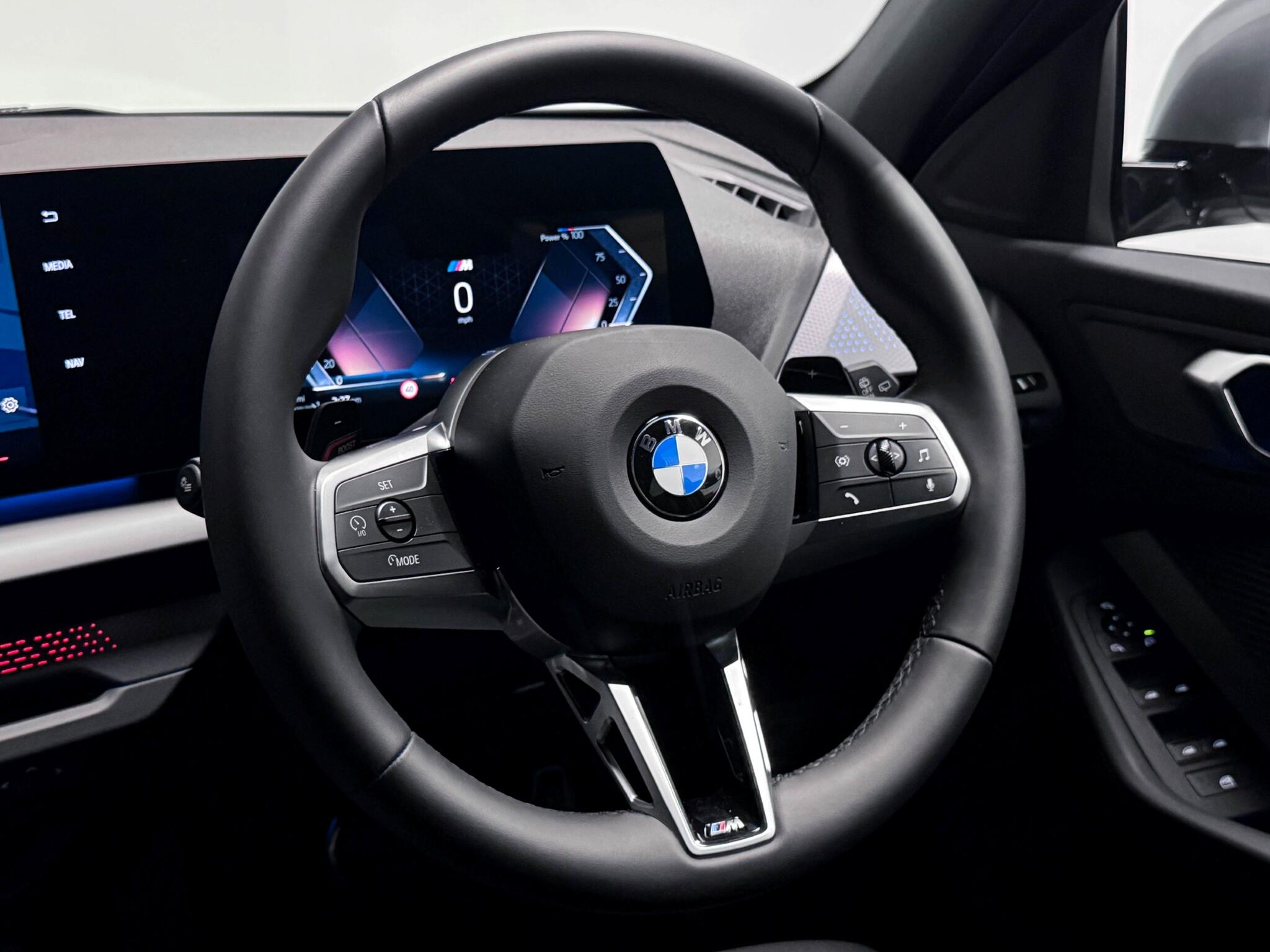 BMW 1 Series view 16