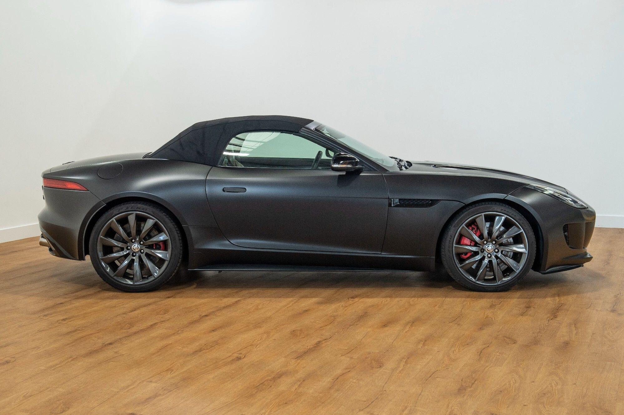 Jaguar F-Type view 6