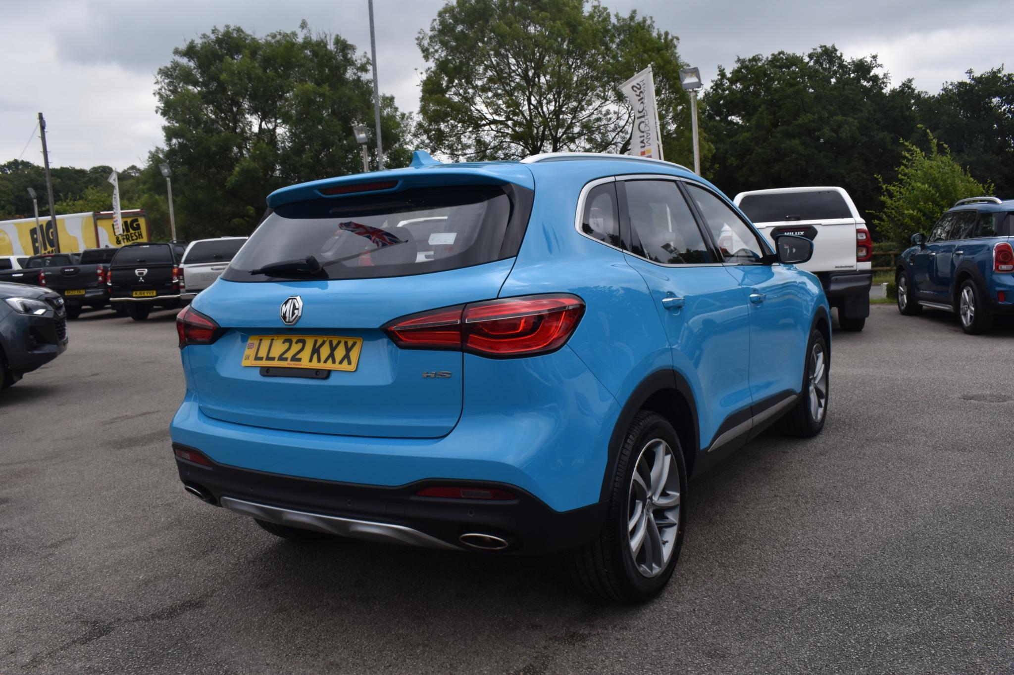 MG HS - 1.5 T-GDI Exclusive DCT Euro 6 (s/s) 5dr - Image 12