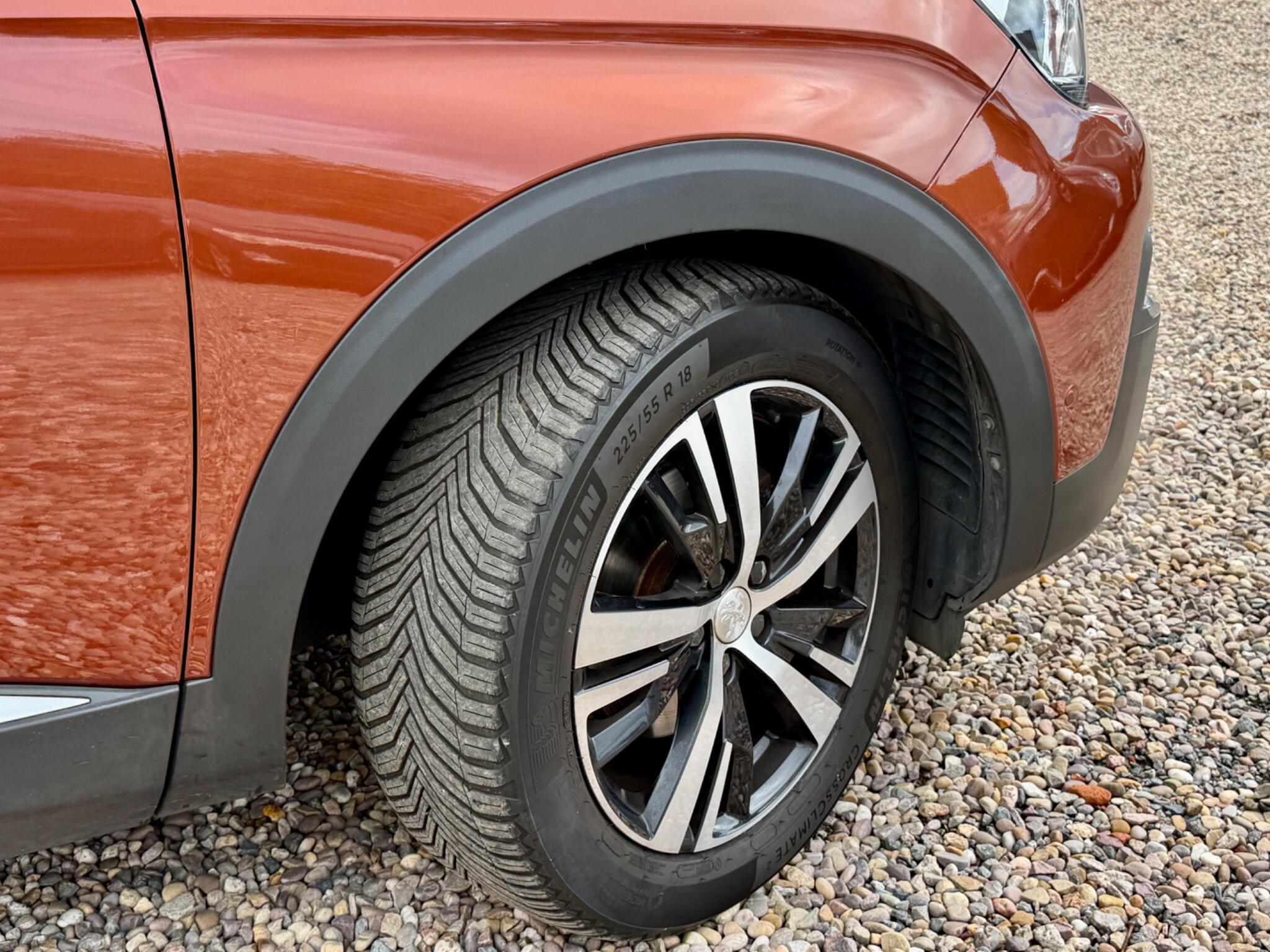 Peugeot 3008 view 10