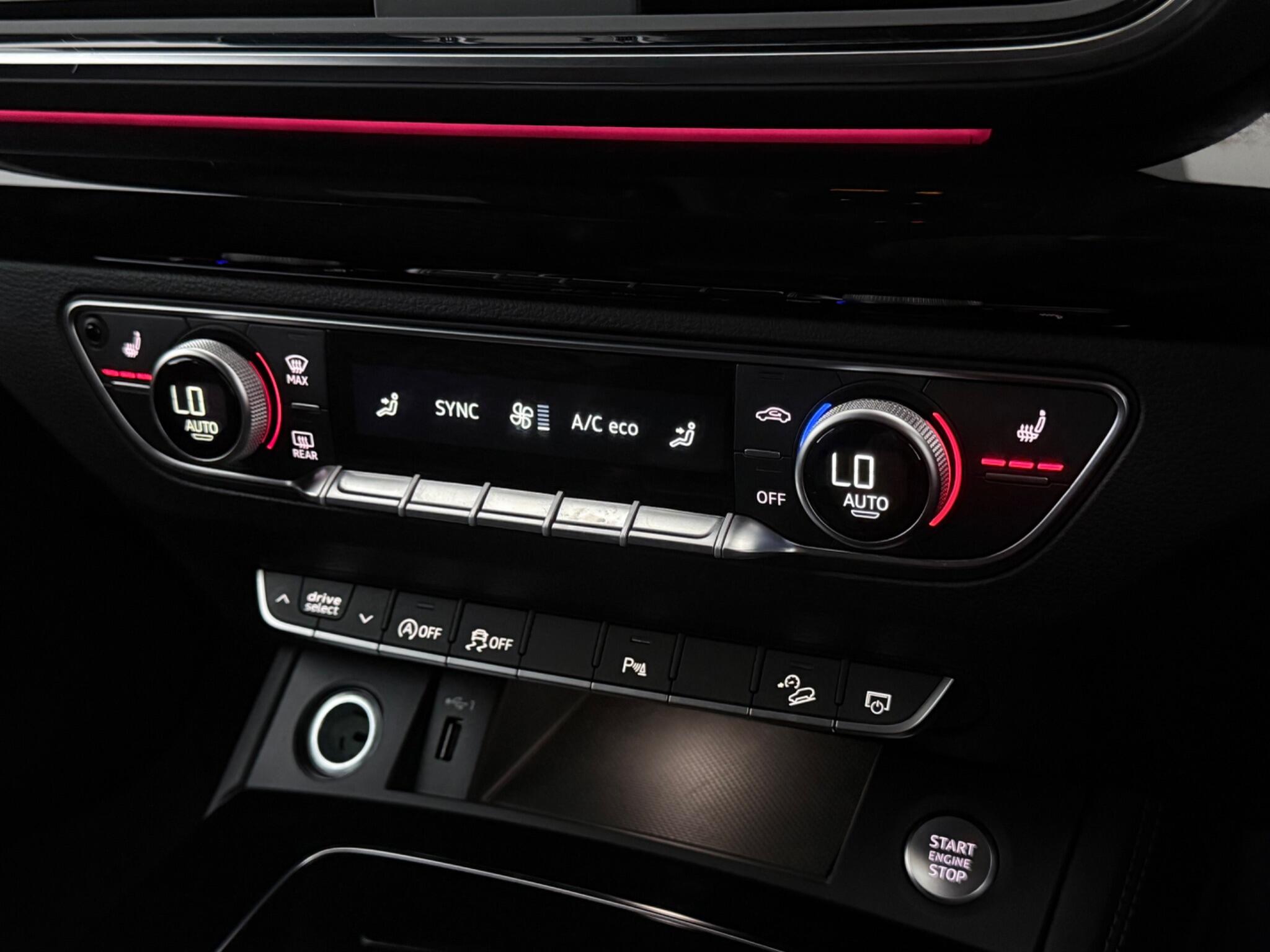 Audi Q5 view 22