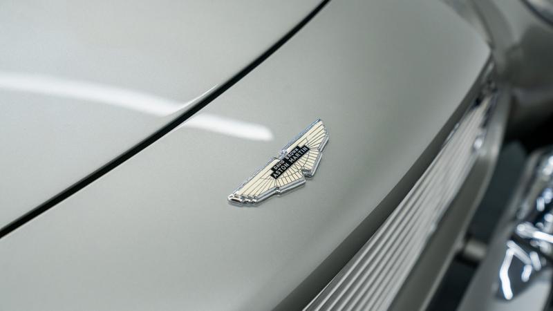 Aston Martin DB5 view 10