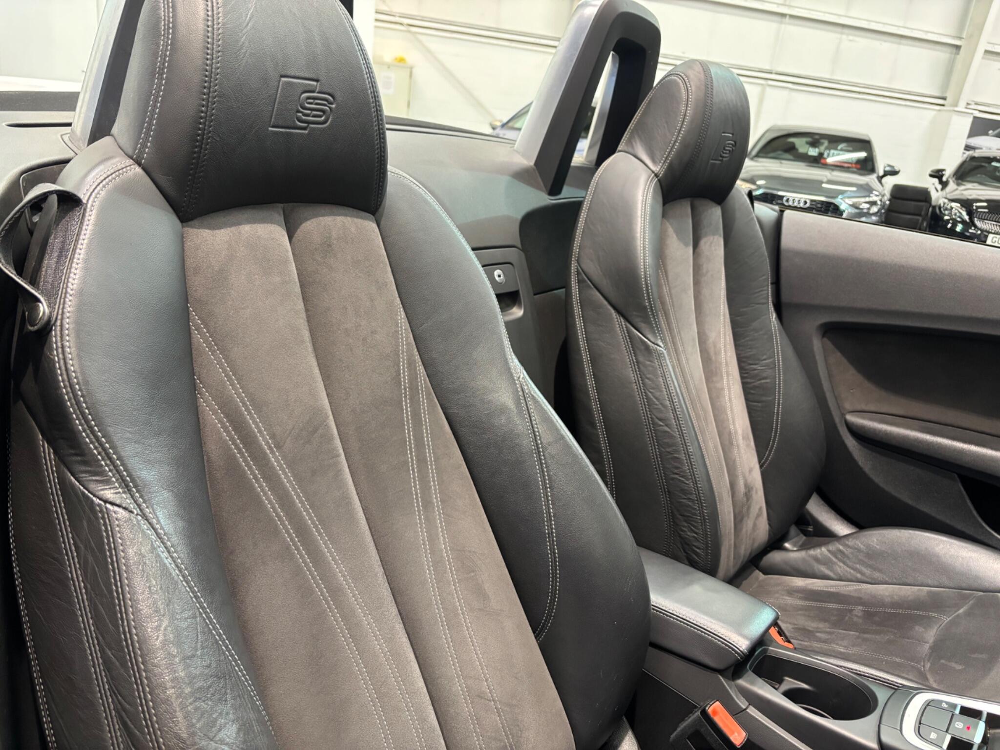 Audi TT view 15