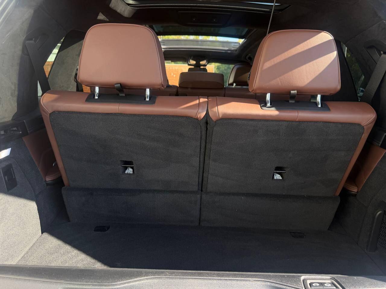 BMW X7 view 86