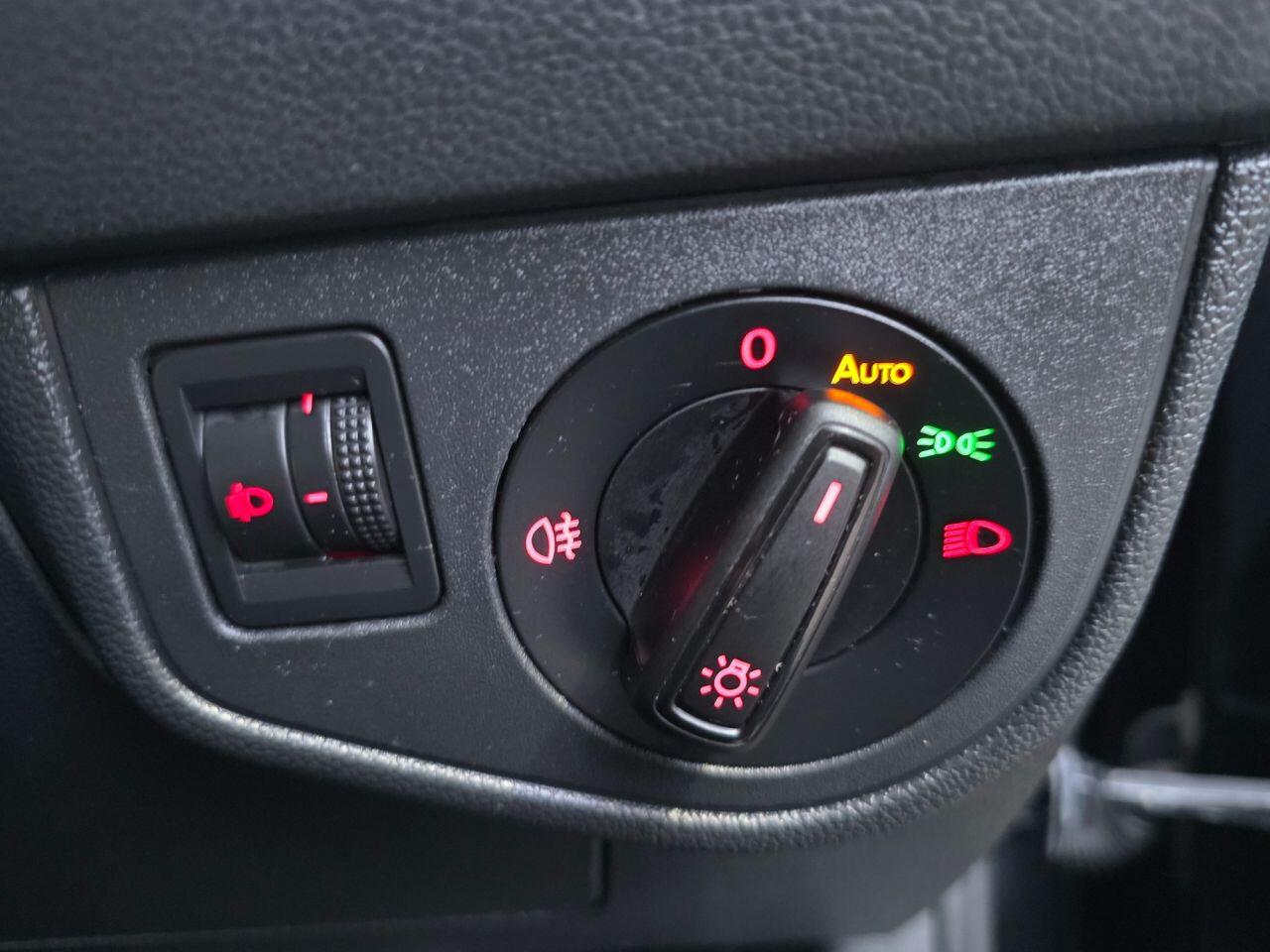 Volkswagen Polo view 30