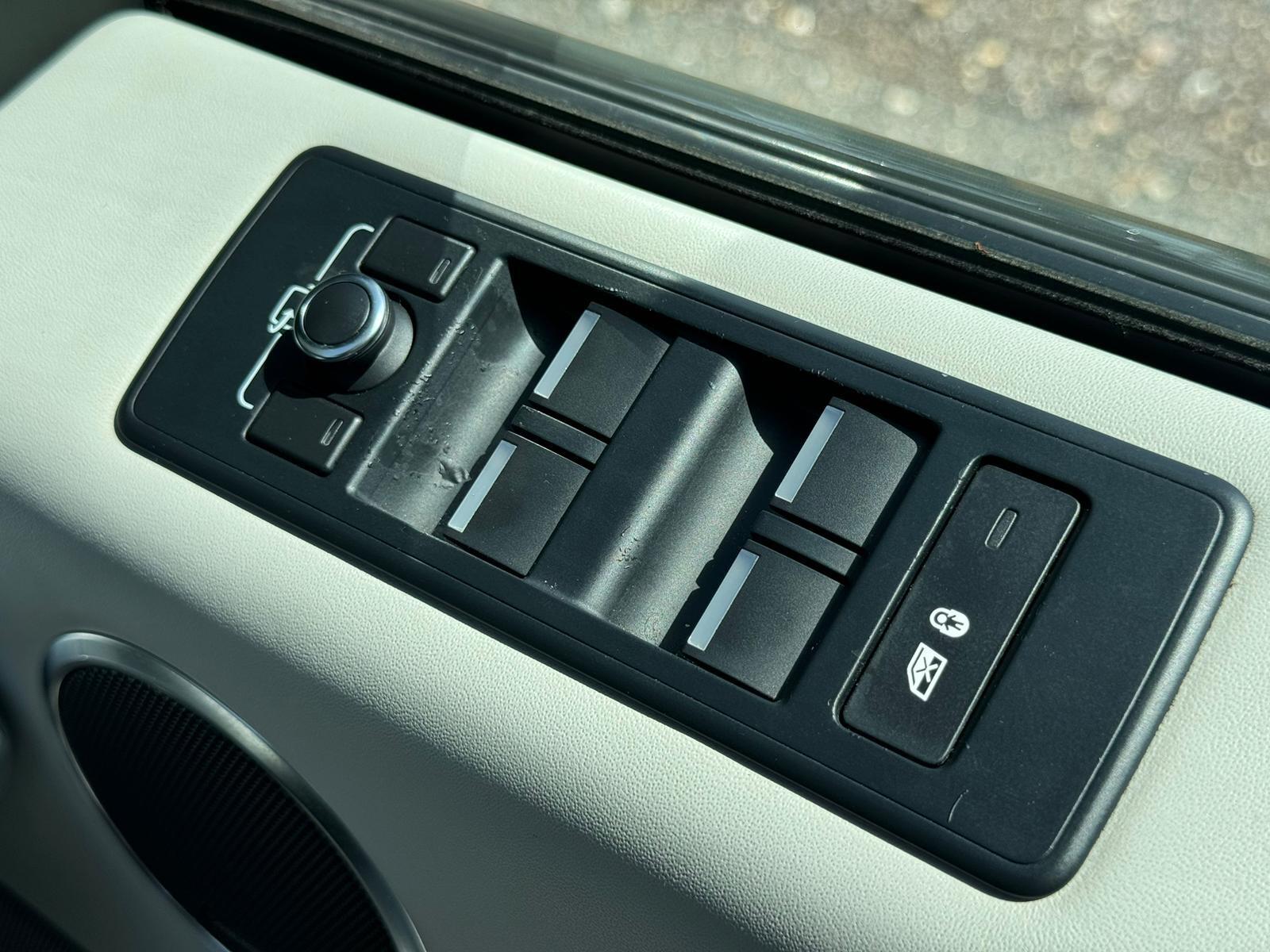 Land Rover Range Rover Sport view 34
