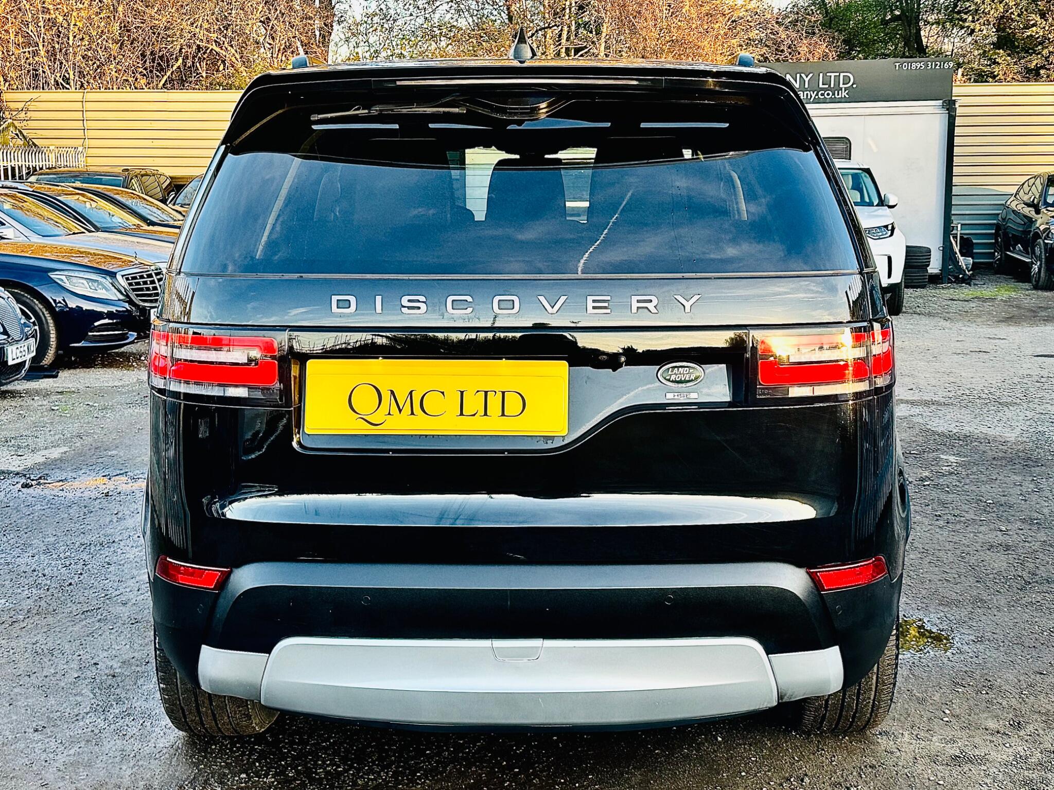 Land Rover Discovery view 18
