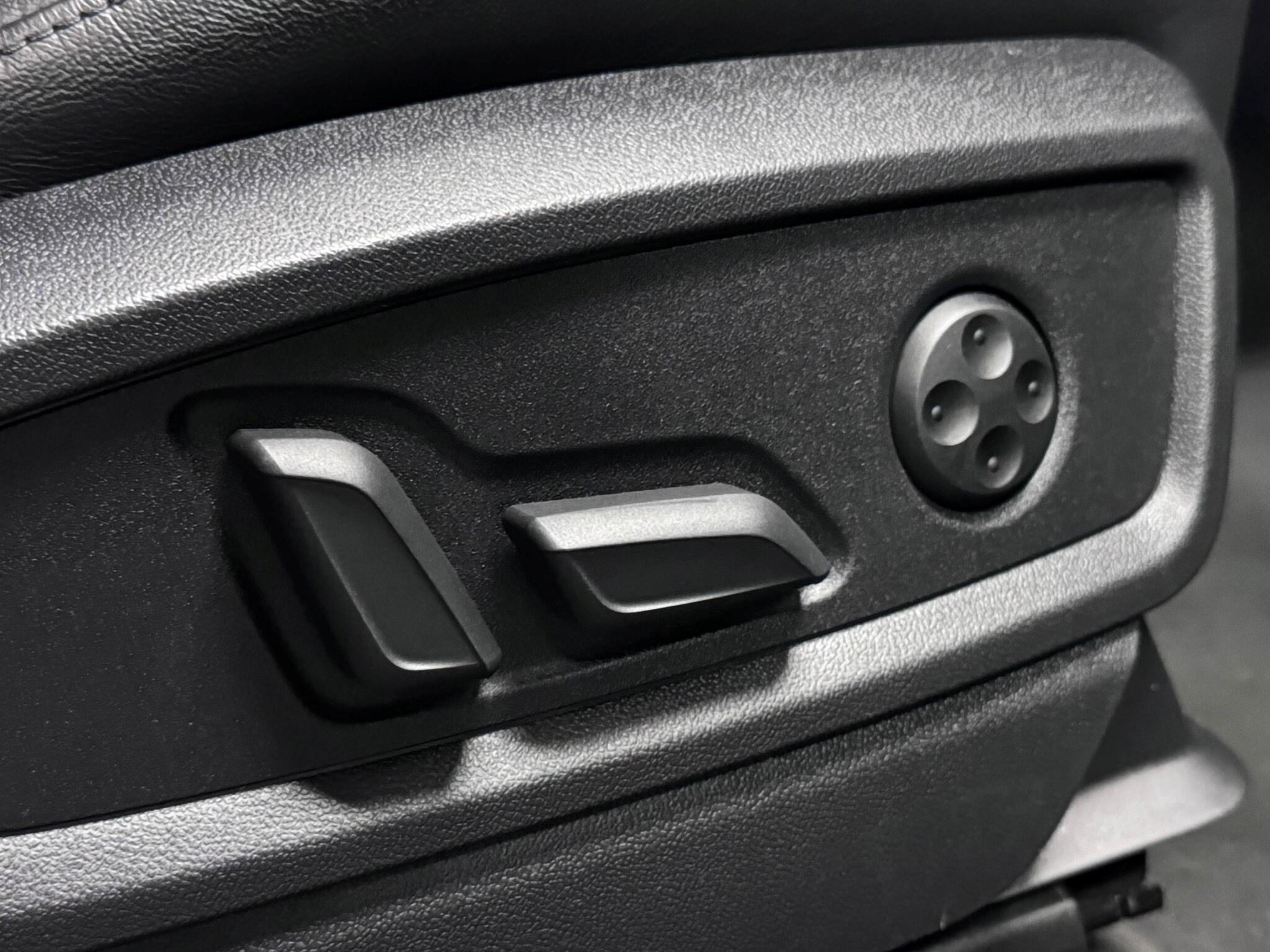 Audi Q5 view 22