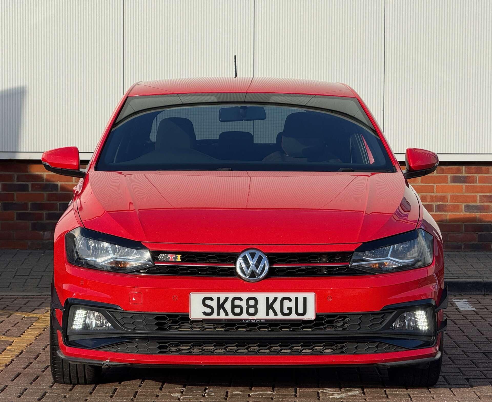 Volkswagen Polo view 2