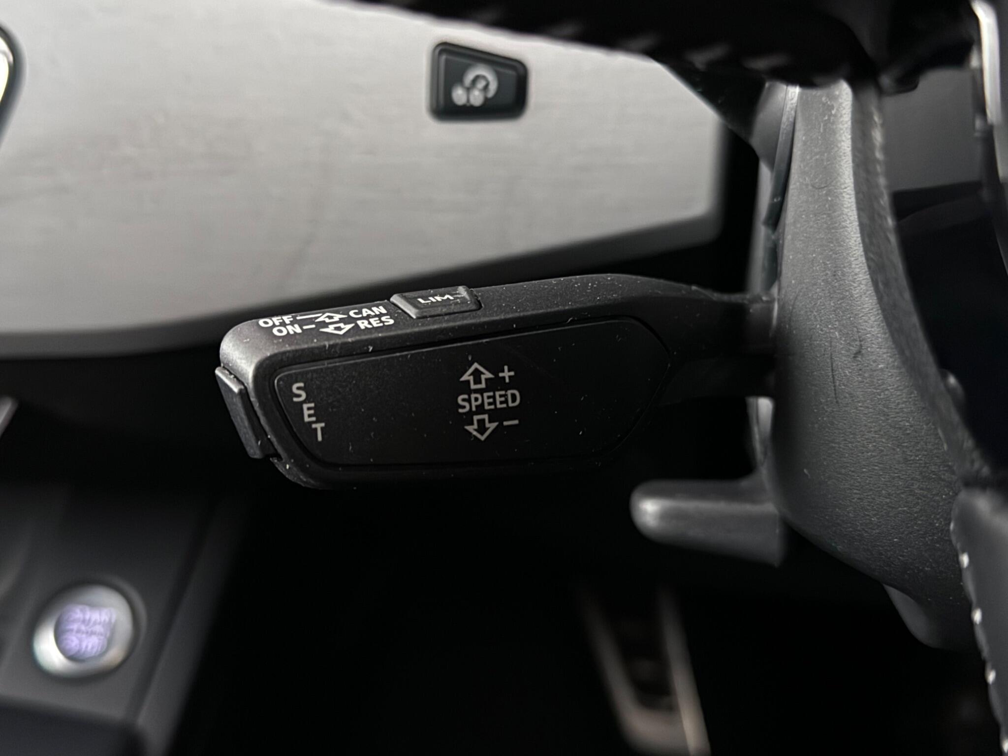 Audi A4 view 20
