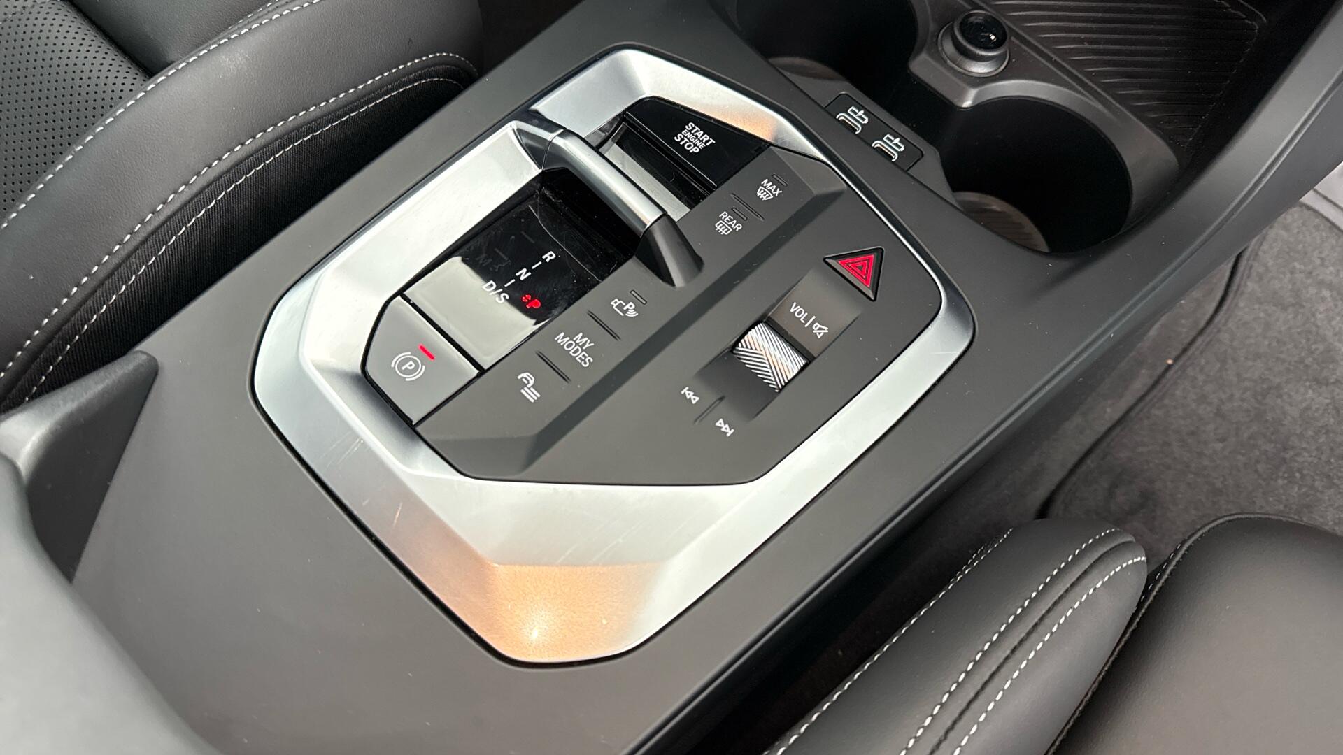 BMW 2 Series view 10