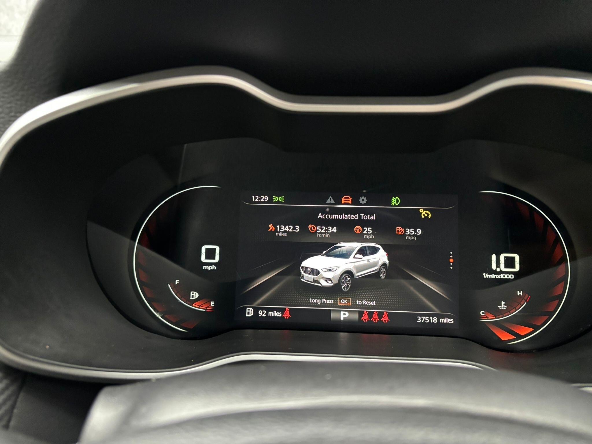 MG MG ZS view 35