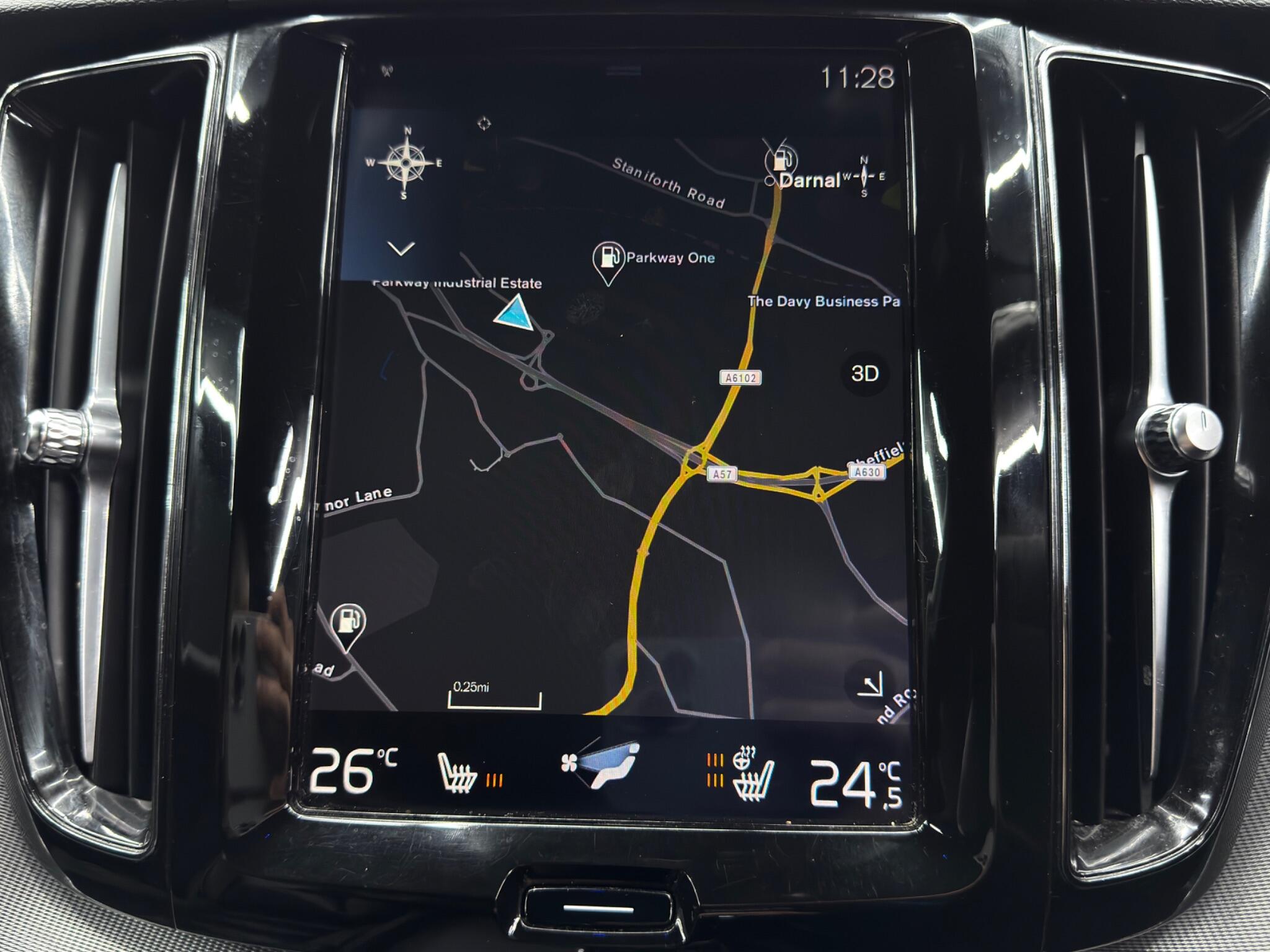 Volvo XC60 view 29