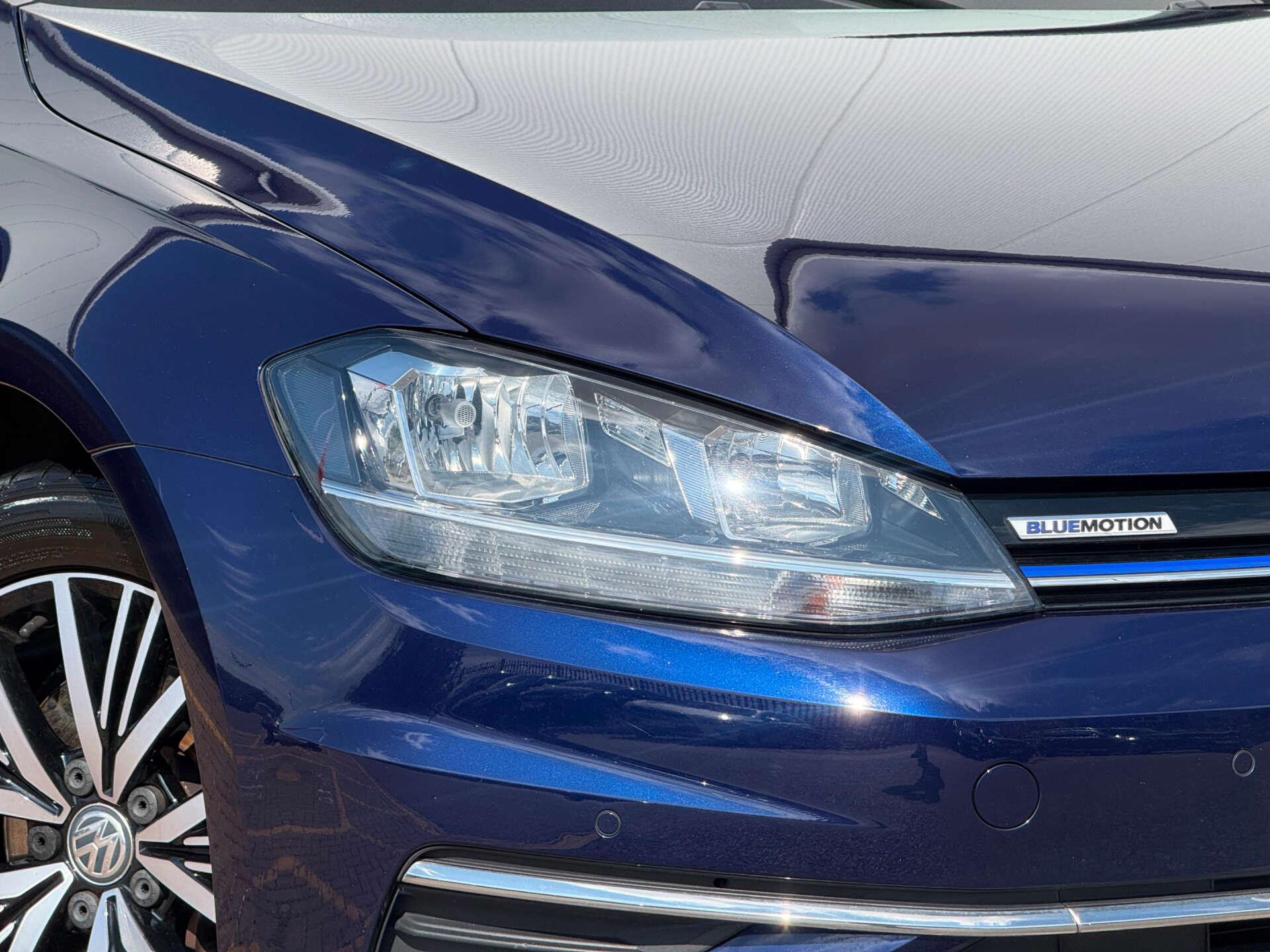 Volkswagen Golf view 14