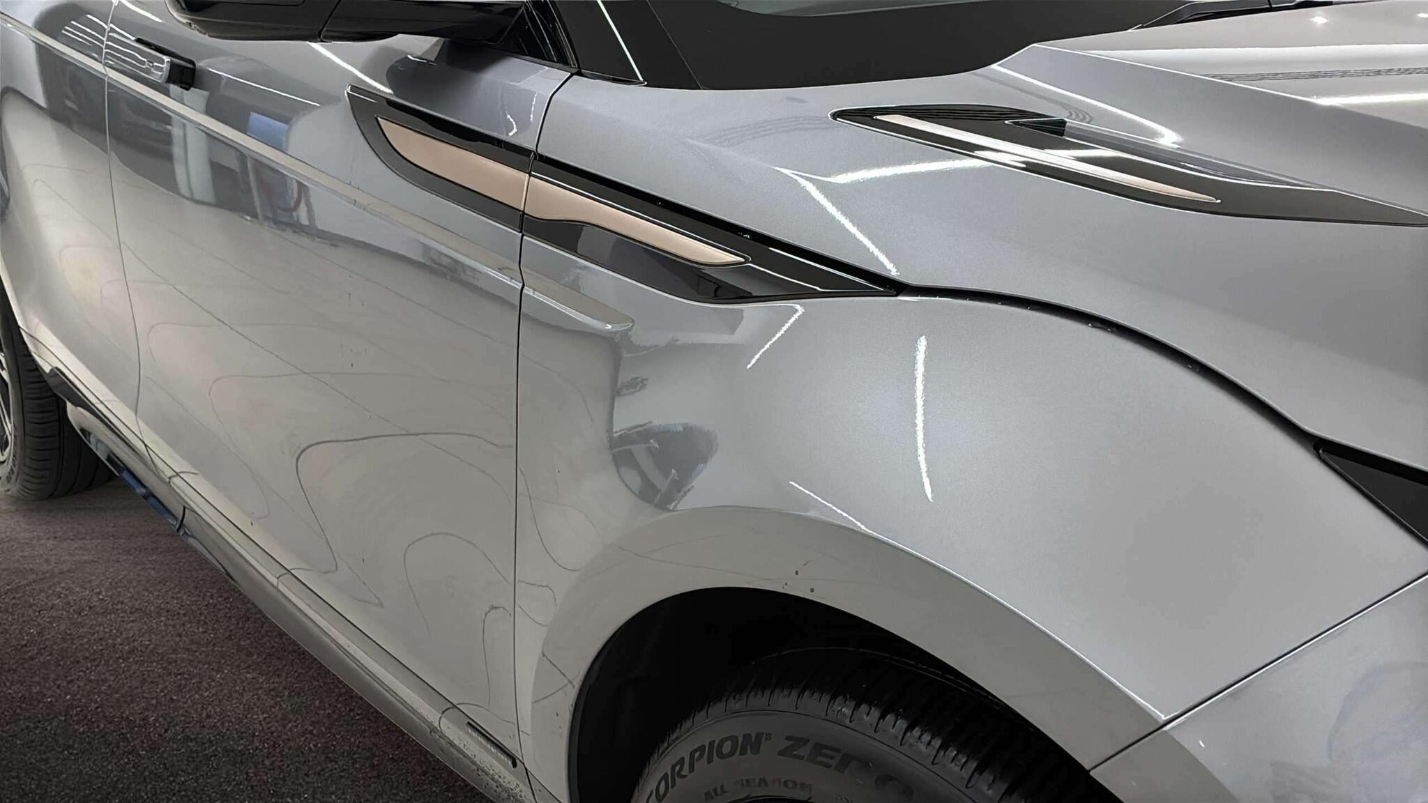 Land Rover Range Rover Evoque view 22