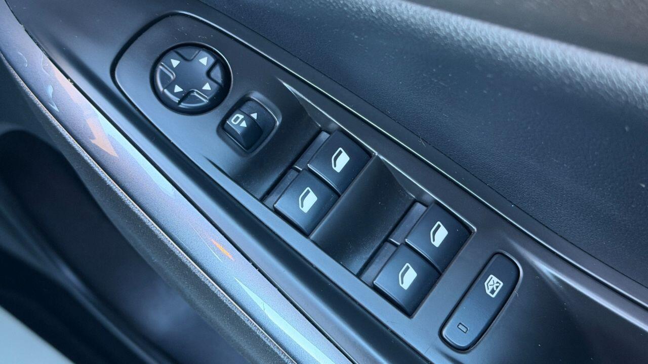 Vauxhall Grandland X view 32