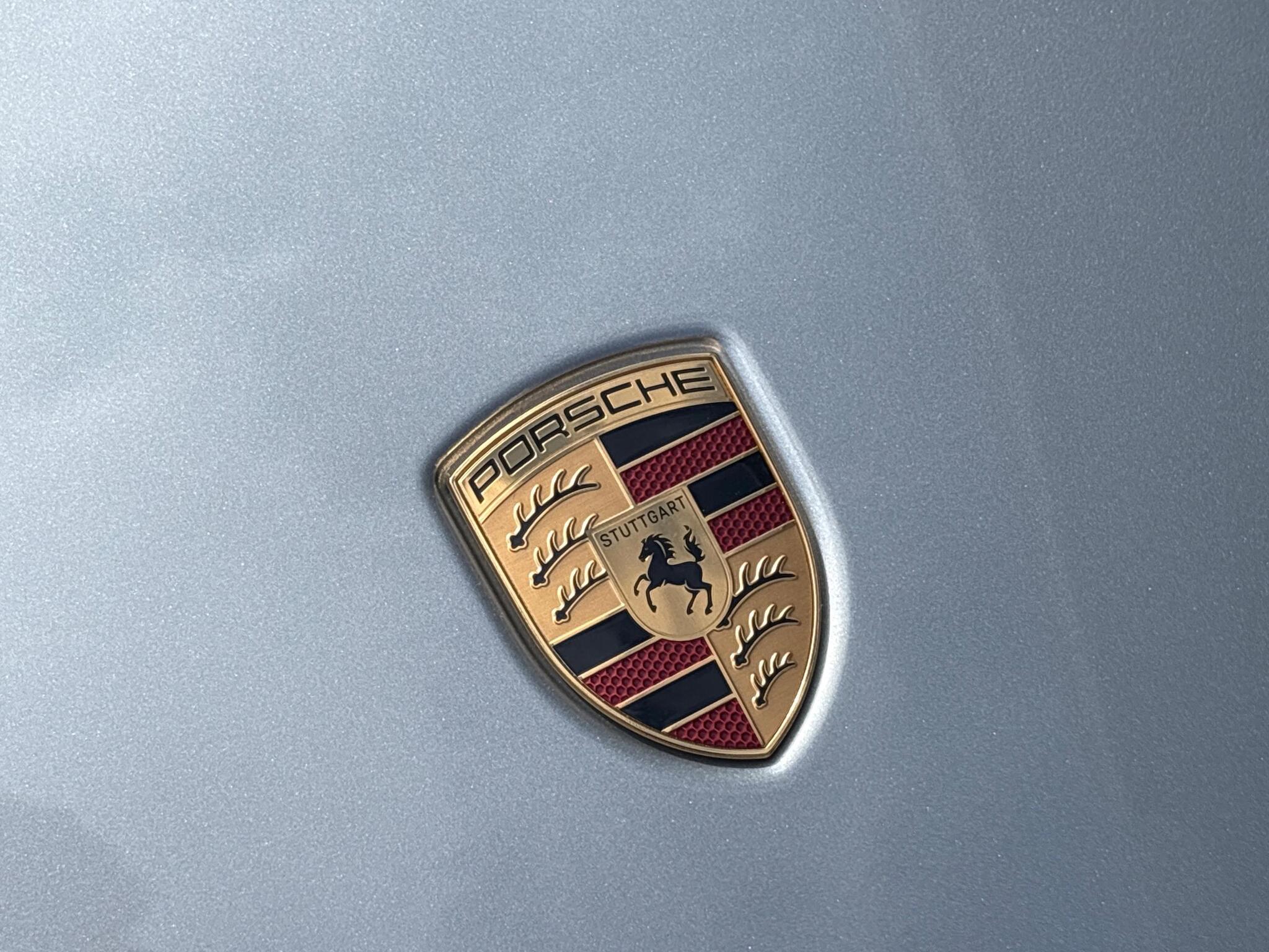 Porsche 911 view 51