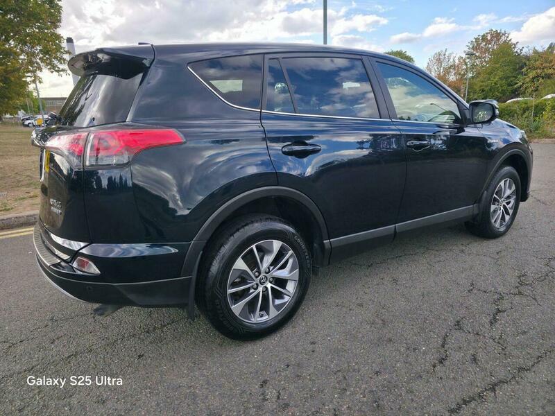 Toyota Rav4 view 11