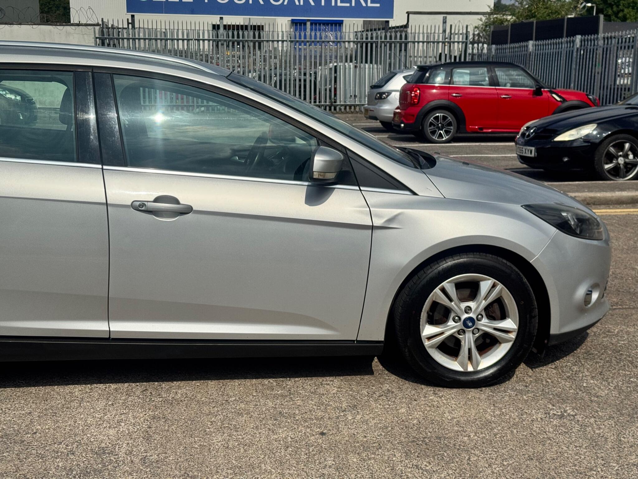 Ford Focus view 31