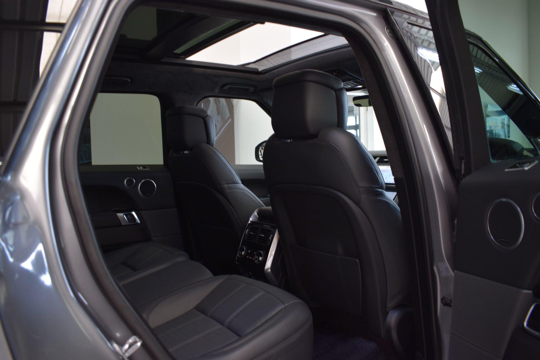 Land Rover Range Rover Sport view 30