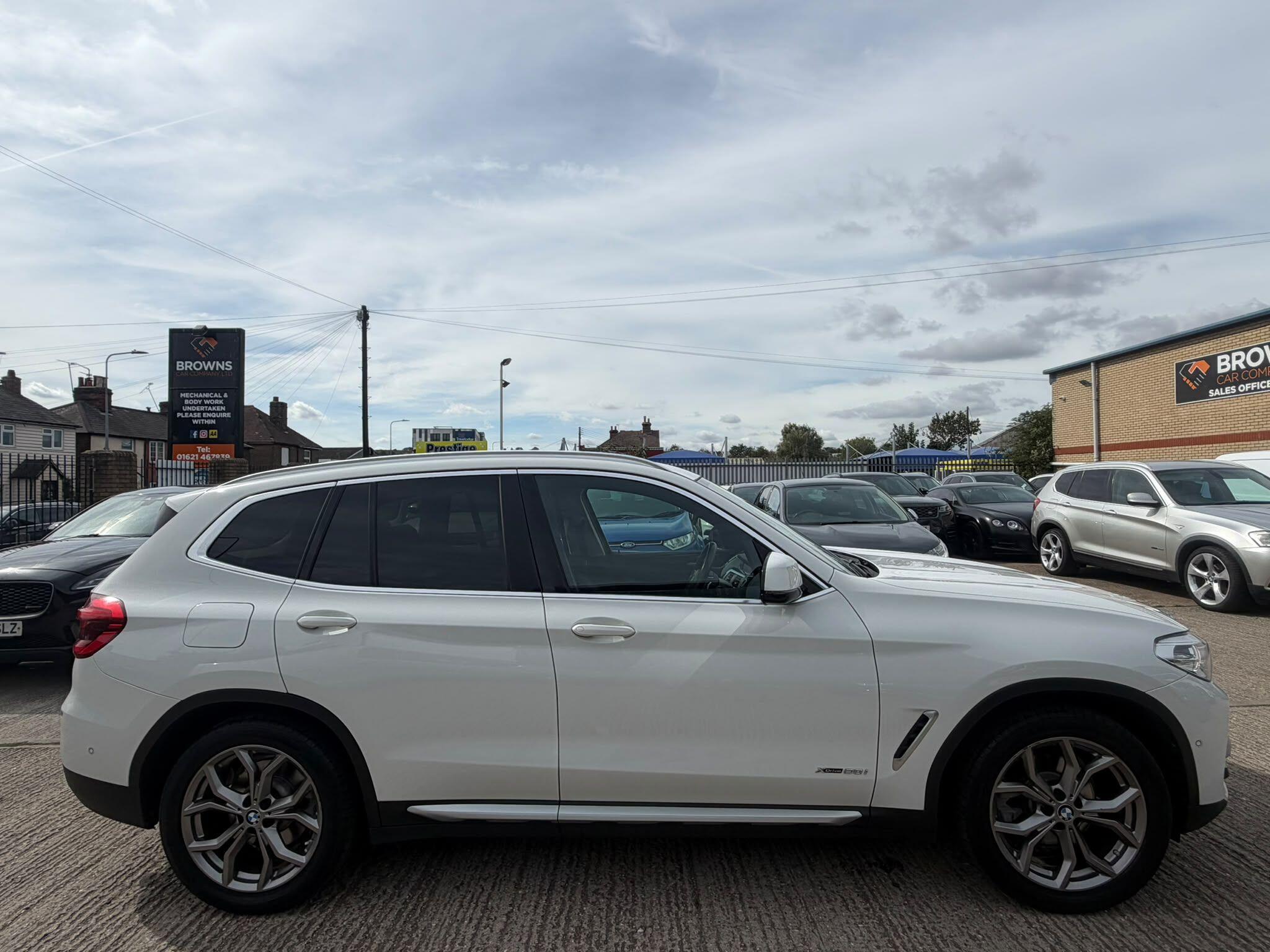 BMW X3 view 2