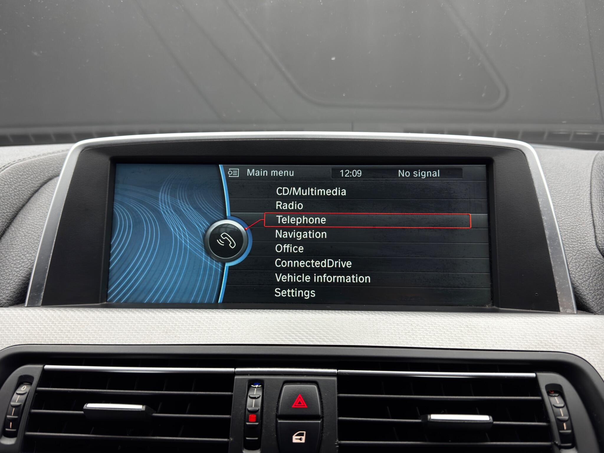 BMW 6 Series view 34