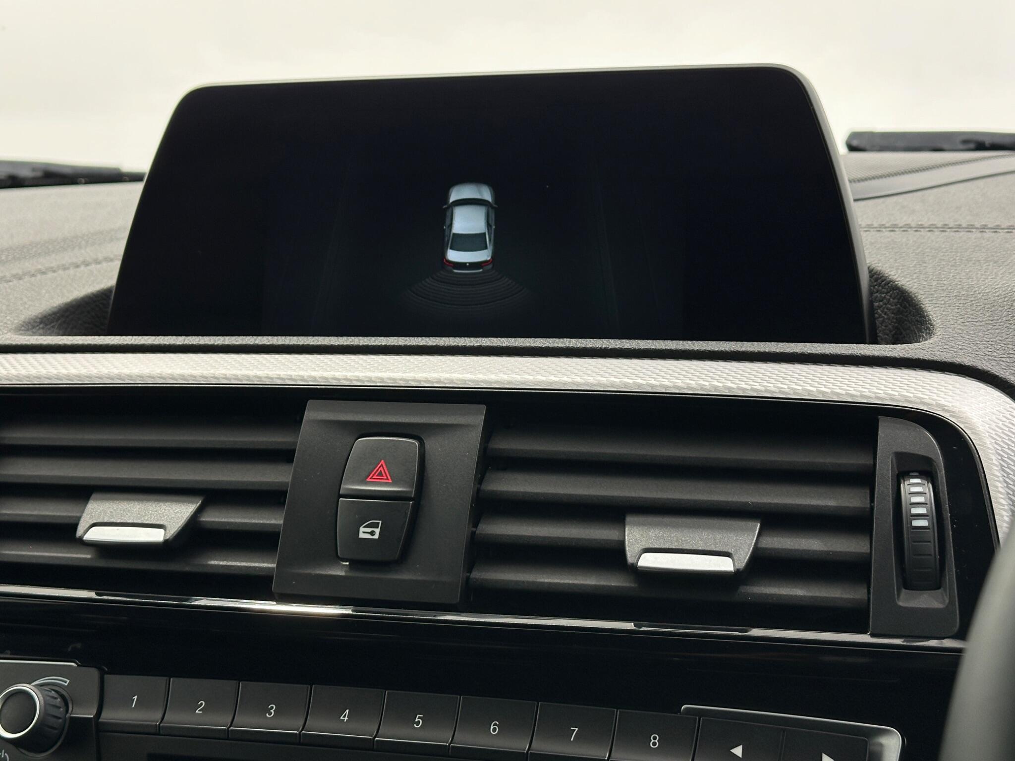 BMW 2 Series view 26