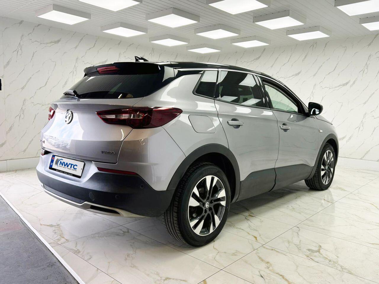 Vauxhall Grandland X view 12