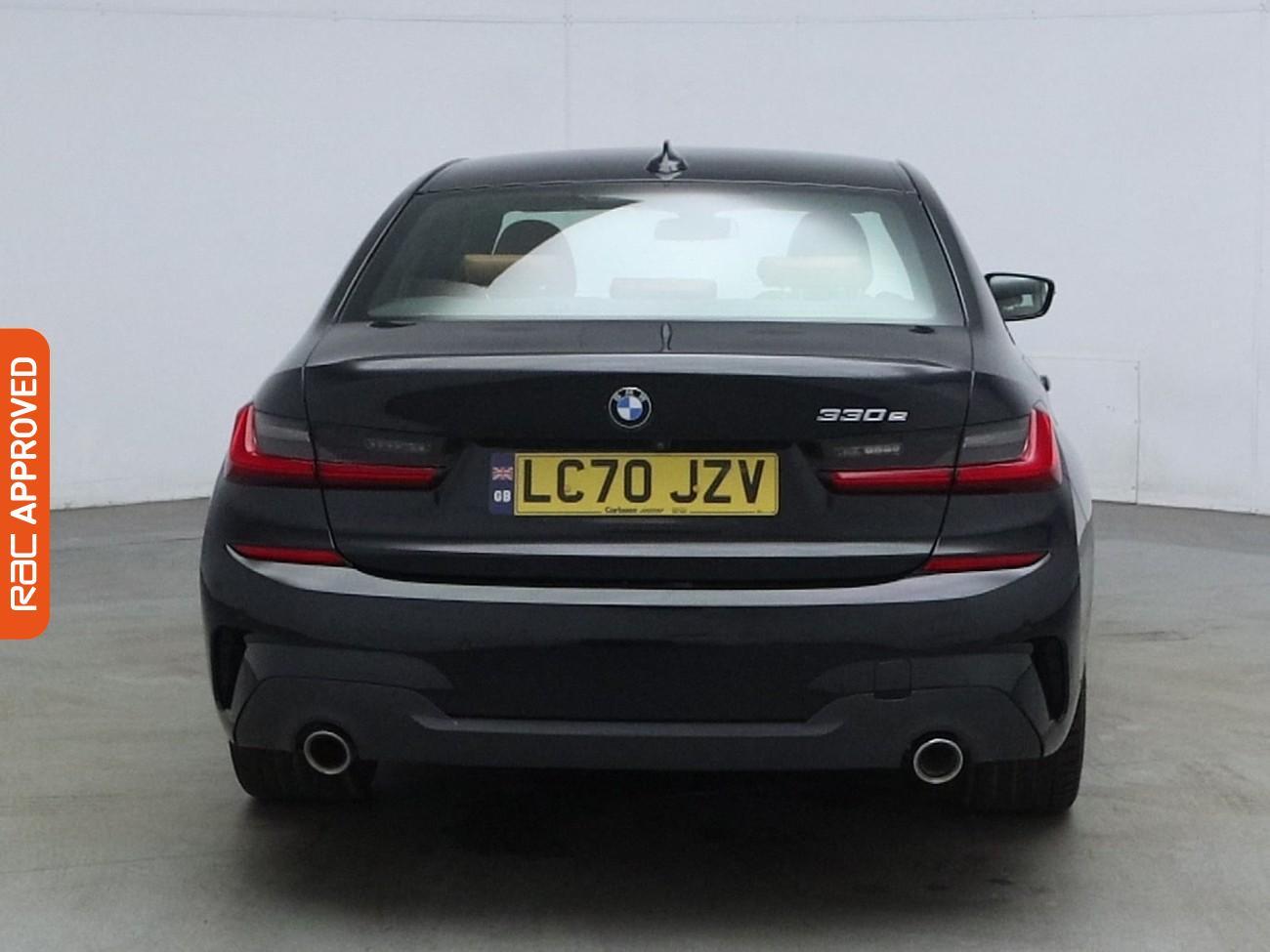 BMW 3 Series view 8