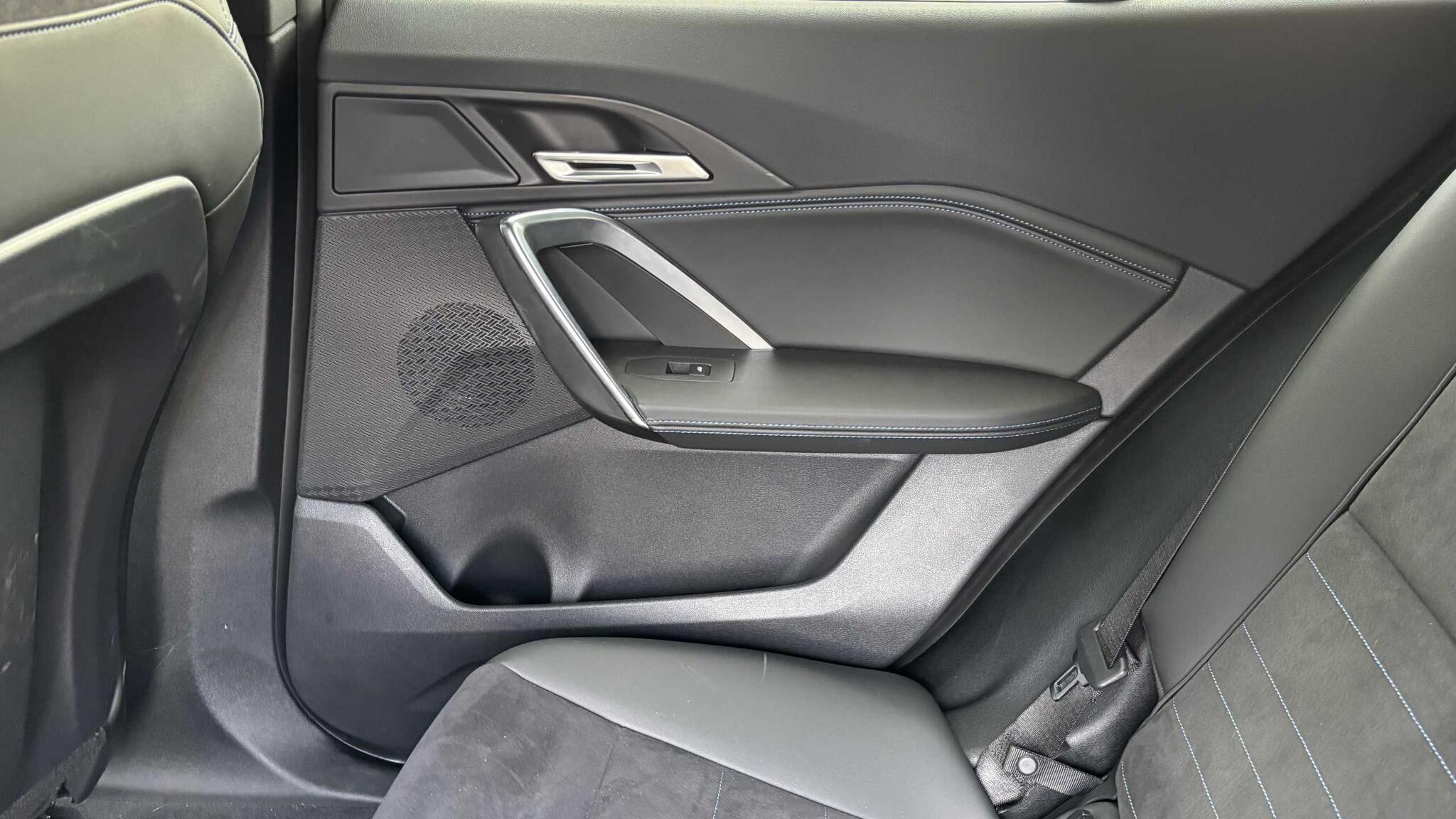 BMW iX2 view 29